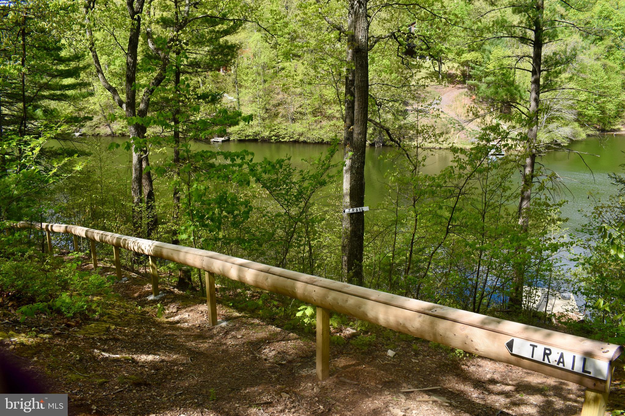 SLEEPY HOLLOW - Residential