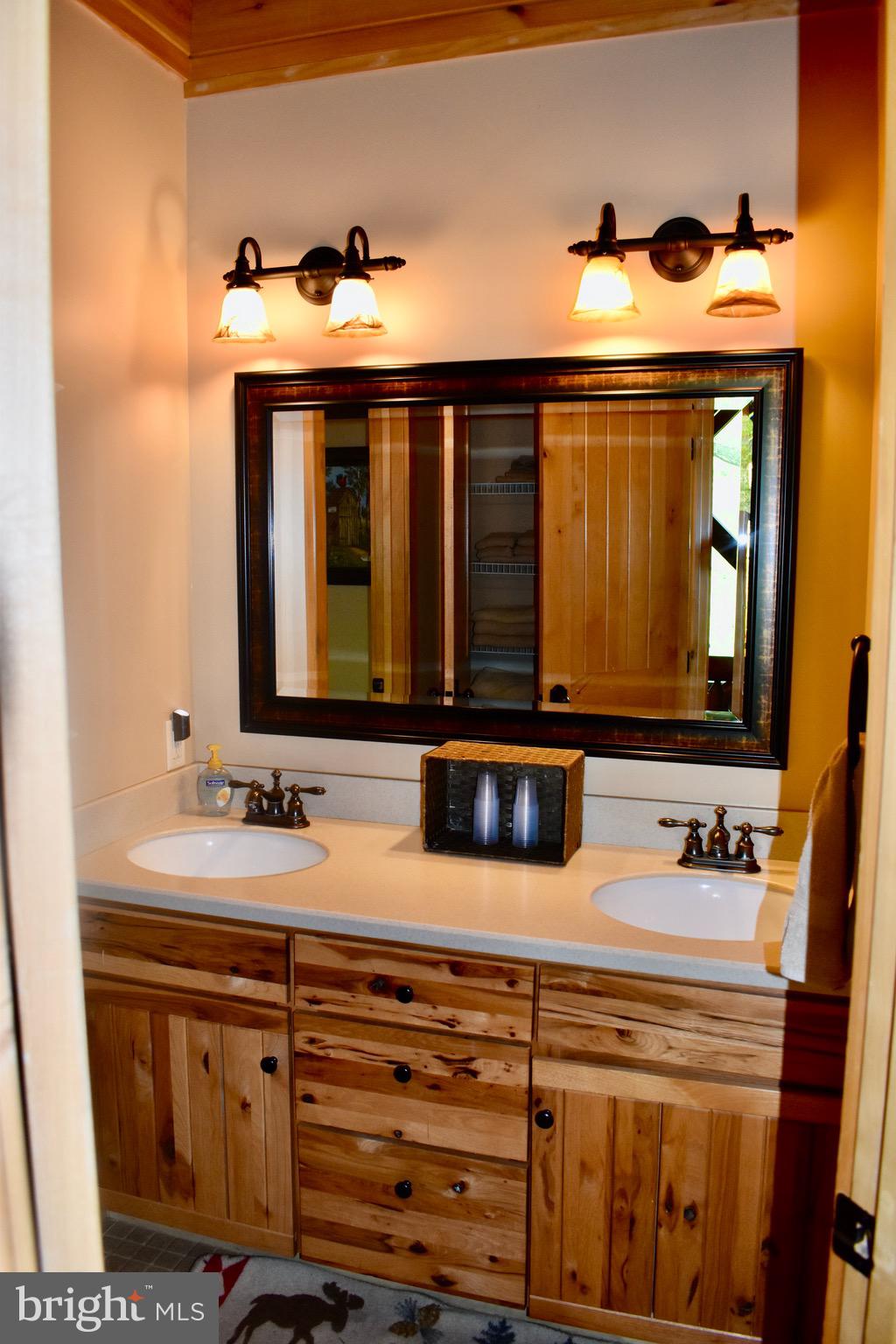 SLEEPY HOLLOW - Residential