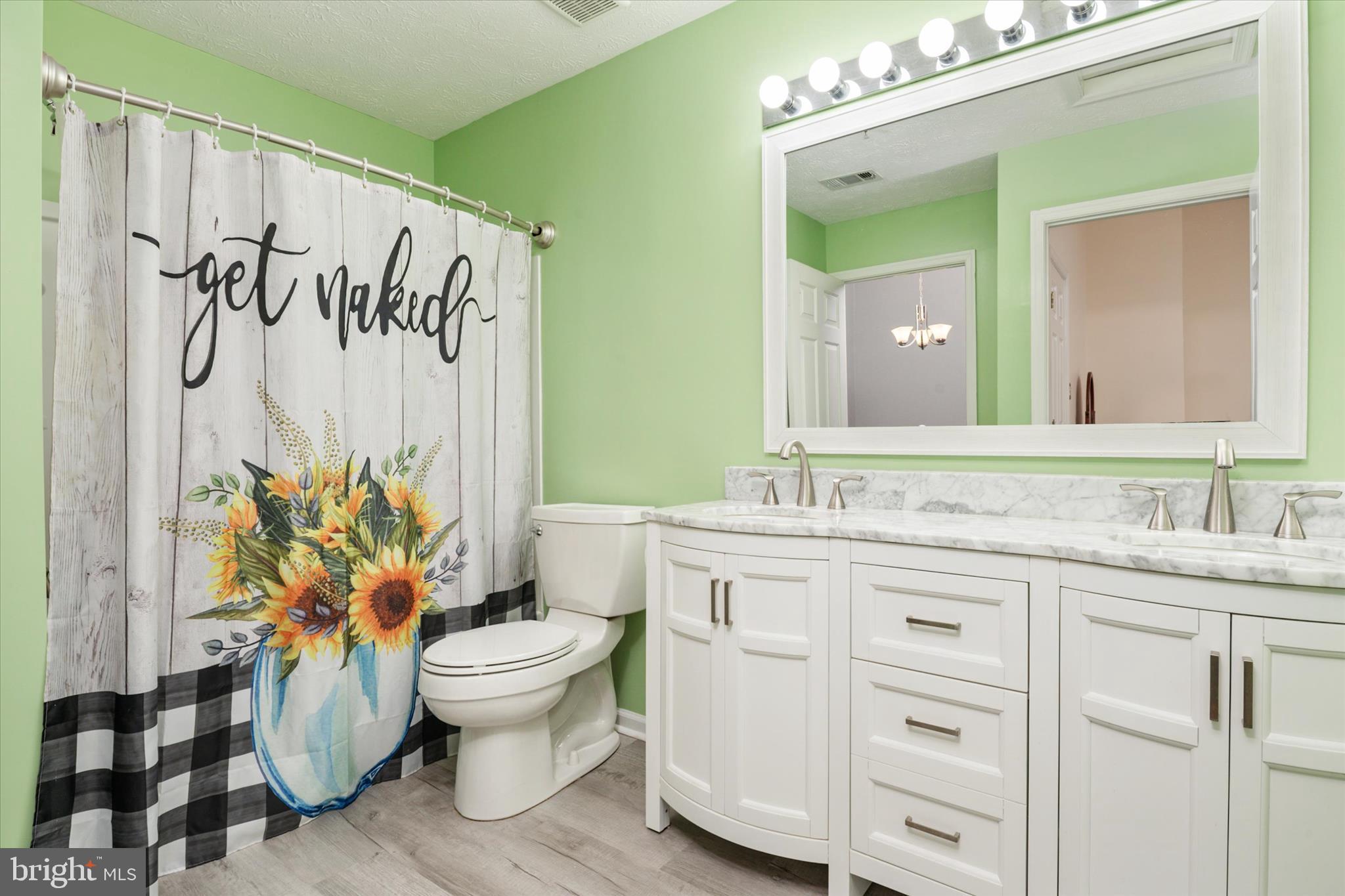 WEST COURTS AT PINEY ORCHARD - Residential