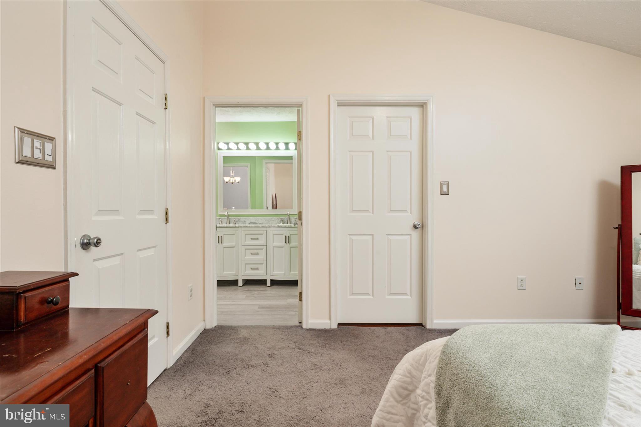 WEST COURTS AT PINEY ORCHARD - Residential