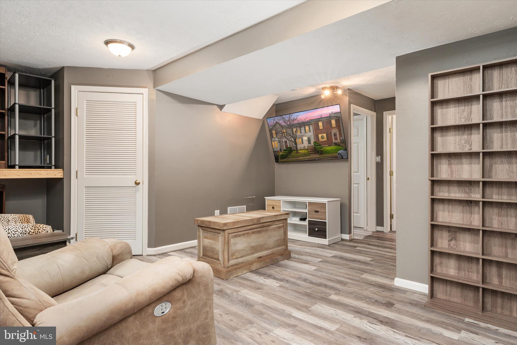 WEST COURTS AT PINEY ORCHARD - Residential