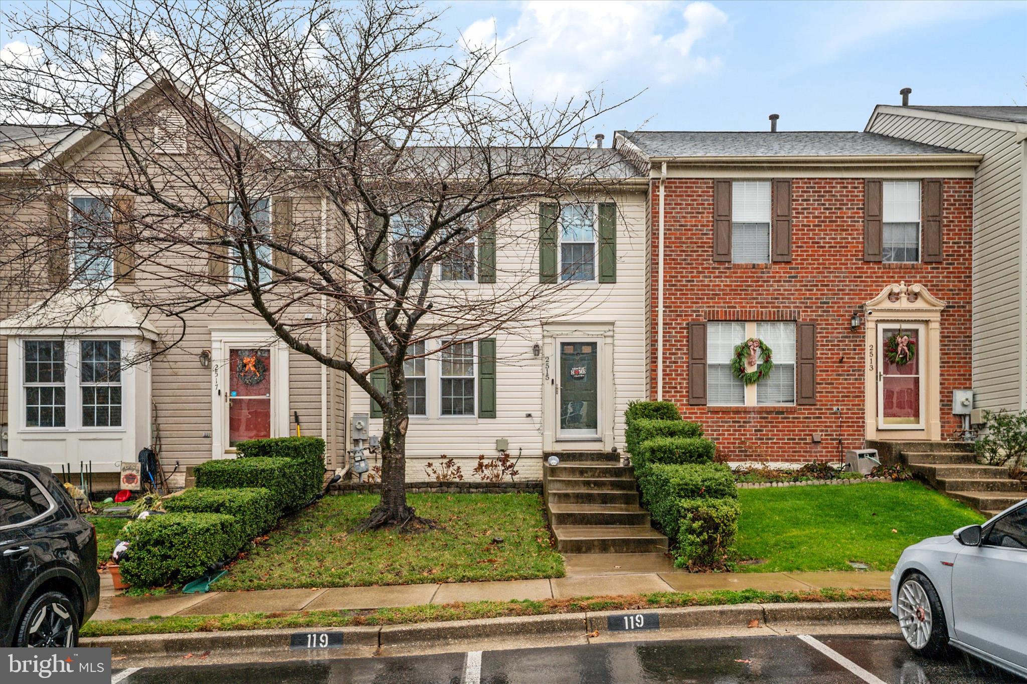 WEST COURTS AT PINEY ORCHARD - Residential