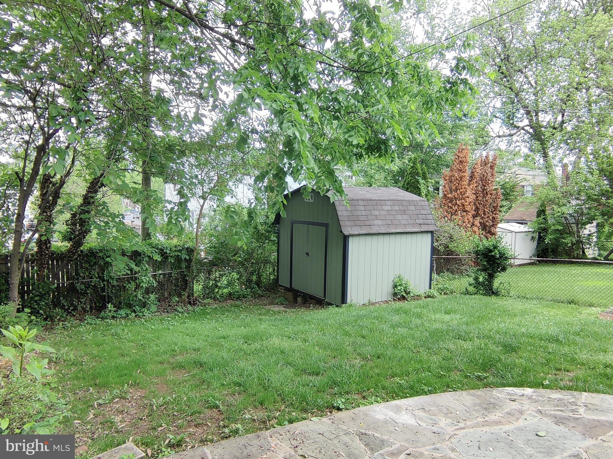 JEFFERSON MANOR - Residential Lease