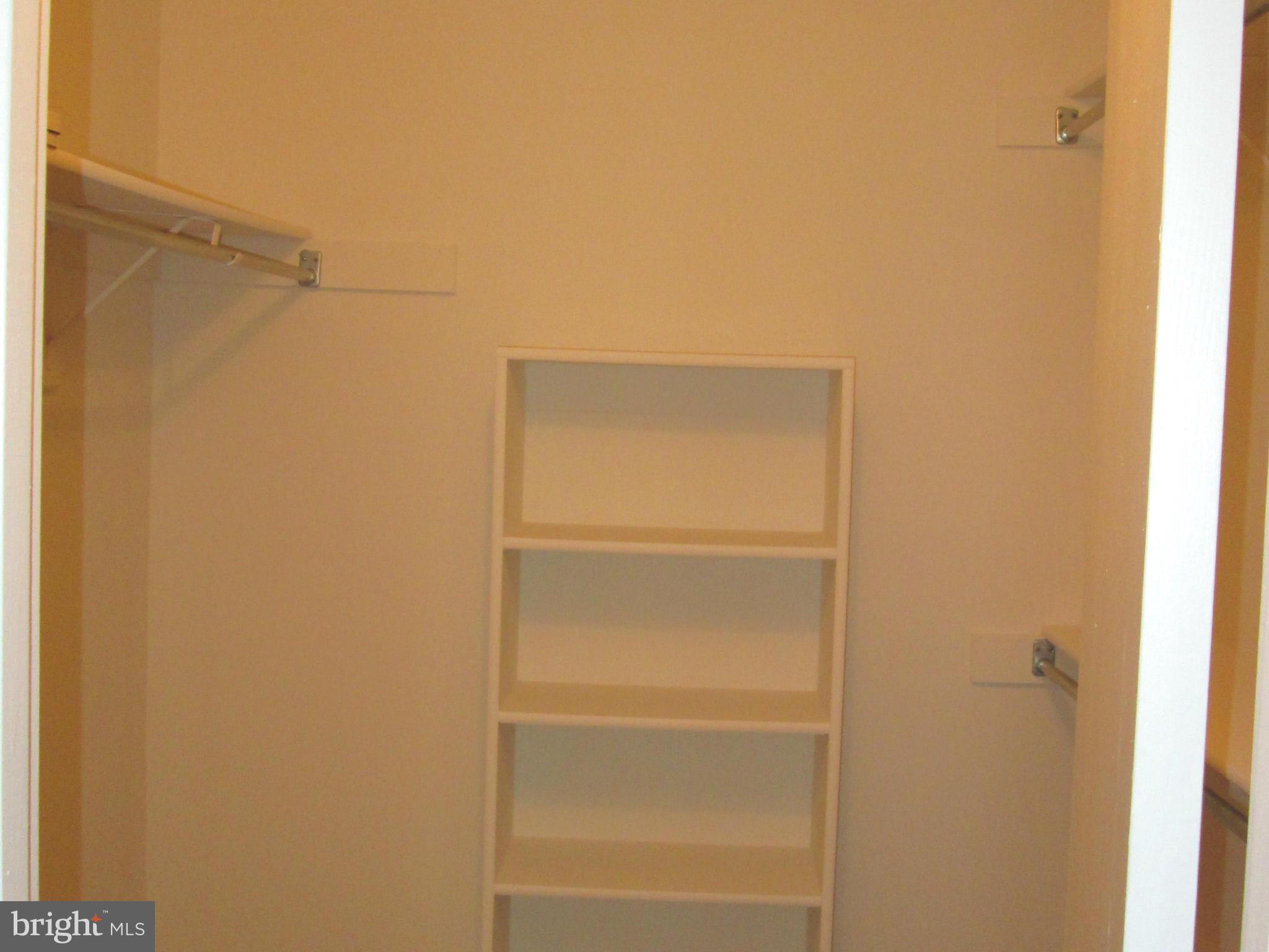 WILLOW POINT - Residential Lease