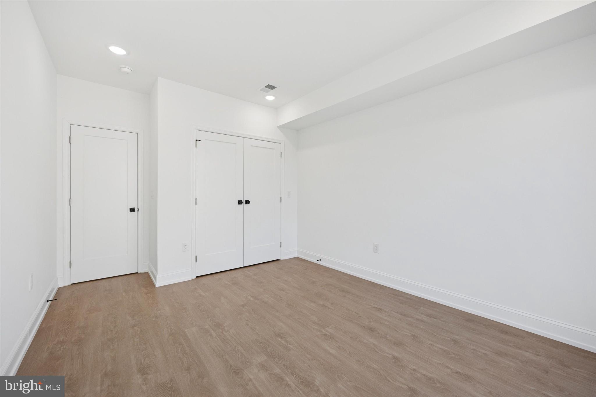 FRANCISVILLE - Residential Lease