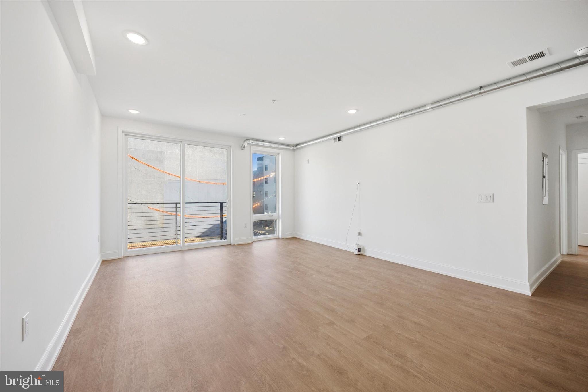 FRANCISVILLE - Residential Lease