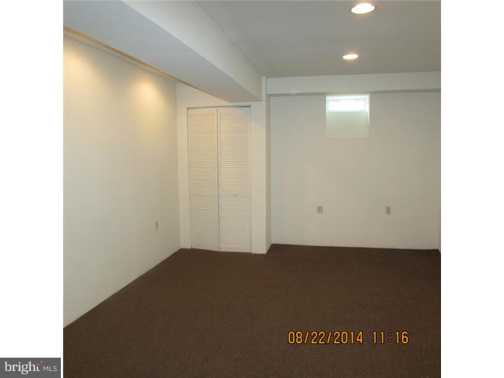 OXFORD CIRCLE - Residential