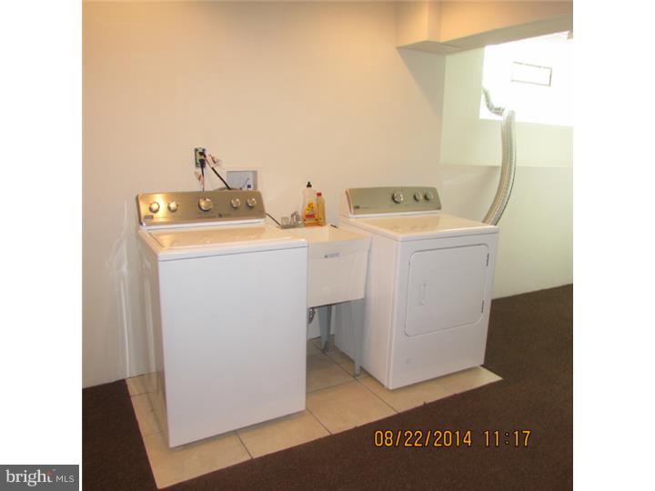 OXFORD CIRCLE - Residential