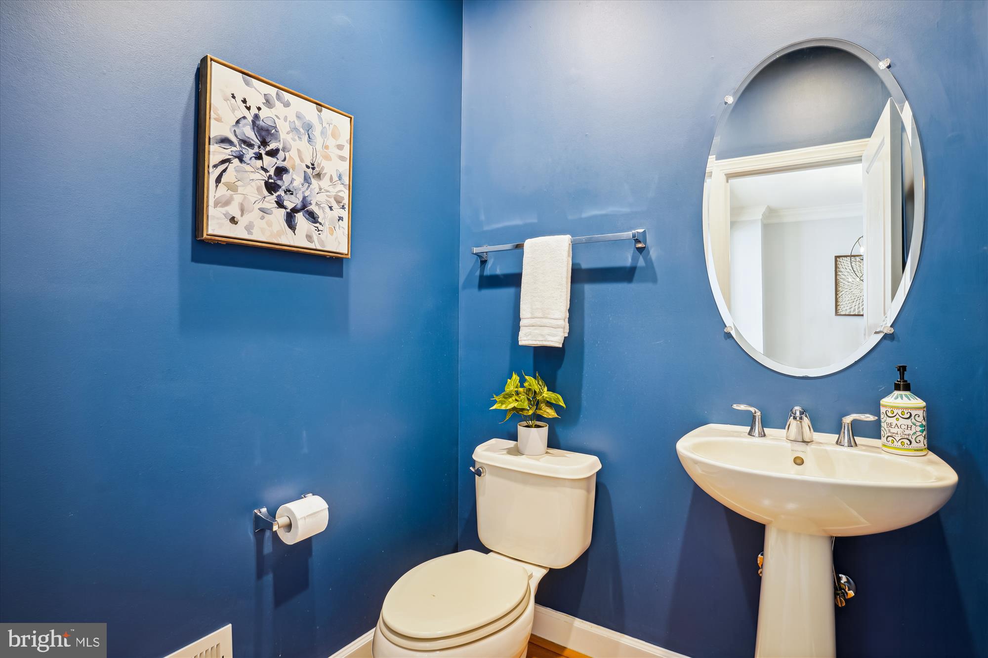 SHIRLINGTON CREST - Residential