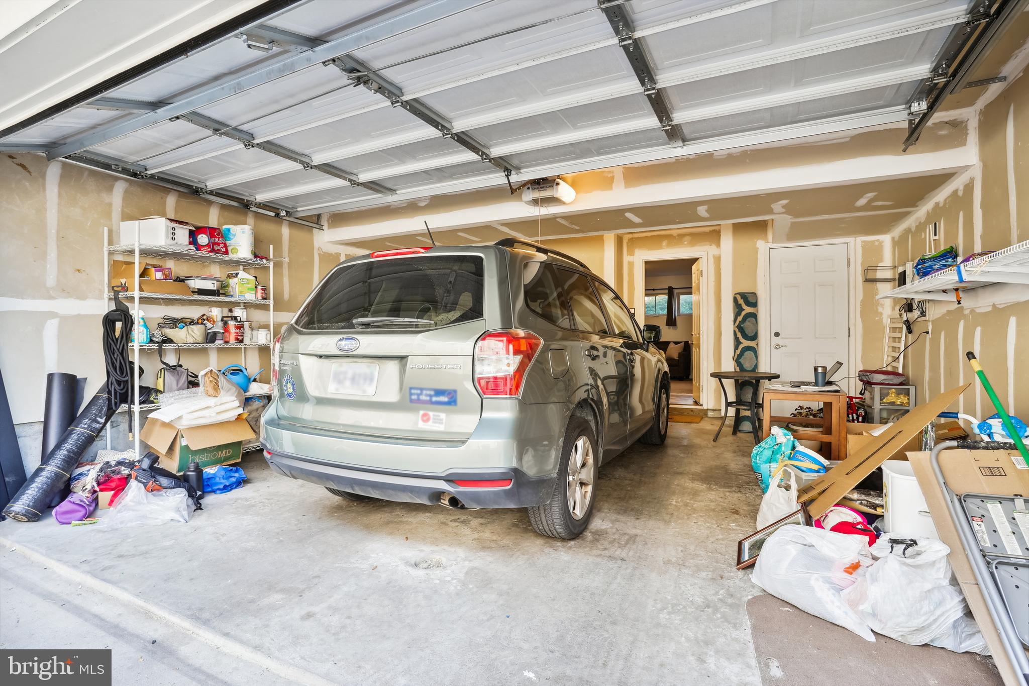 SHIRLINGTON CREST - Residential