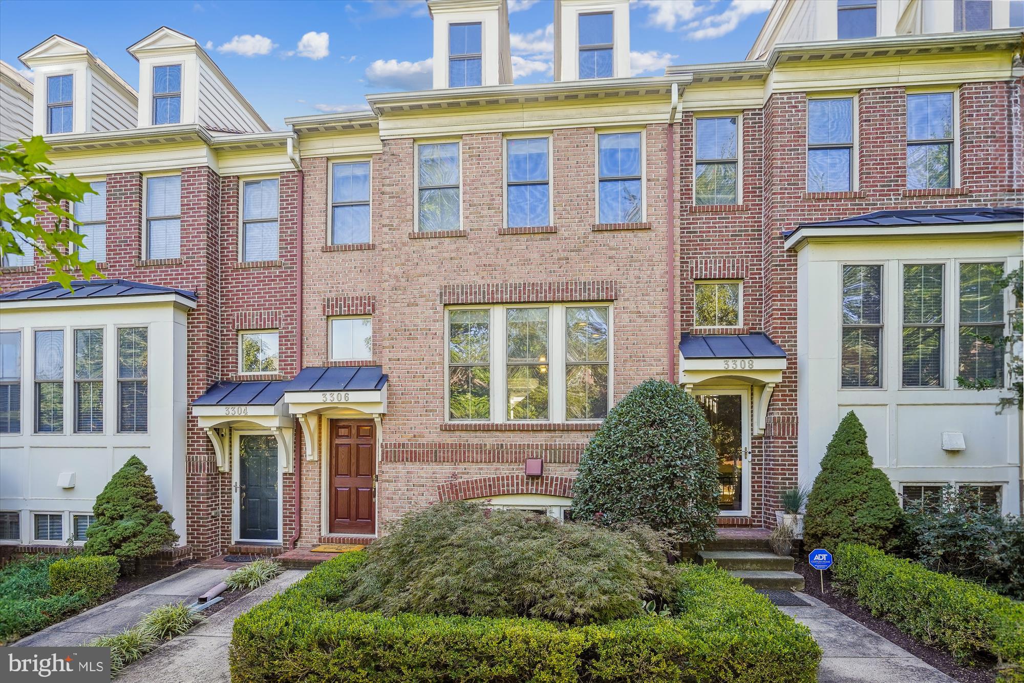SHIRLINGTON CREST - Residential
