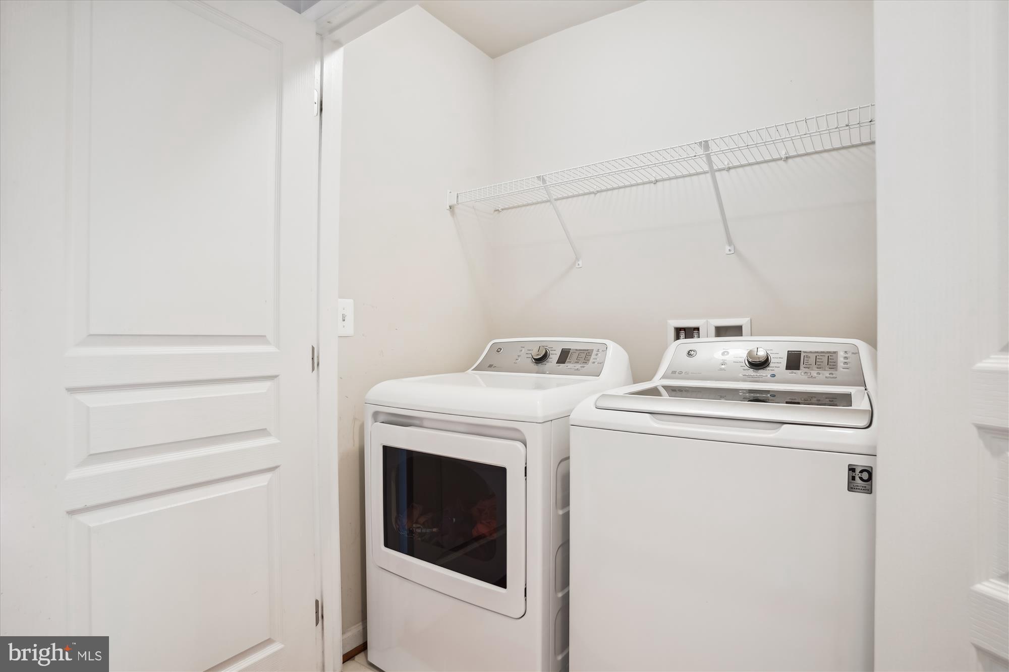 SHIRLINGTON CREST - Residential