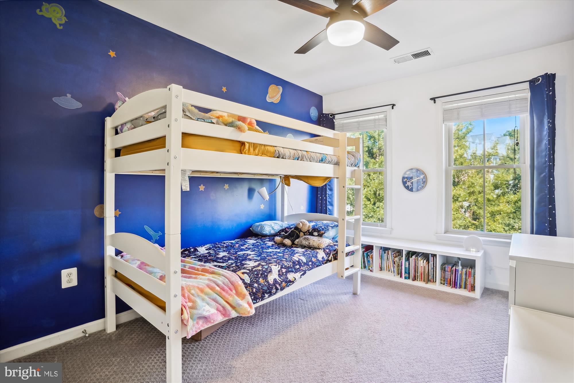 SHIRLINGTON CREST - Residential