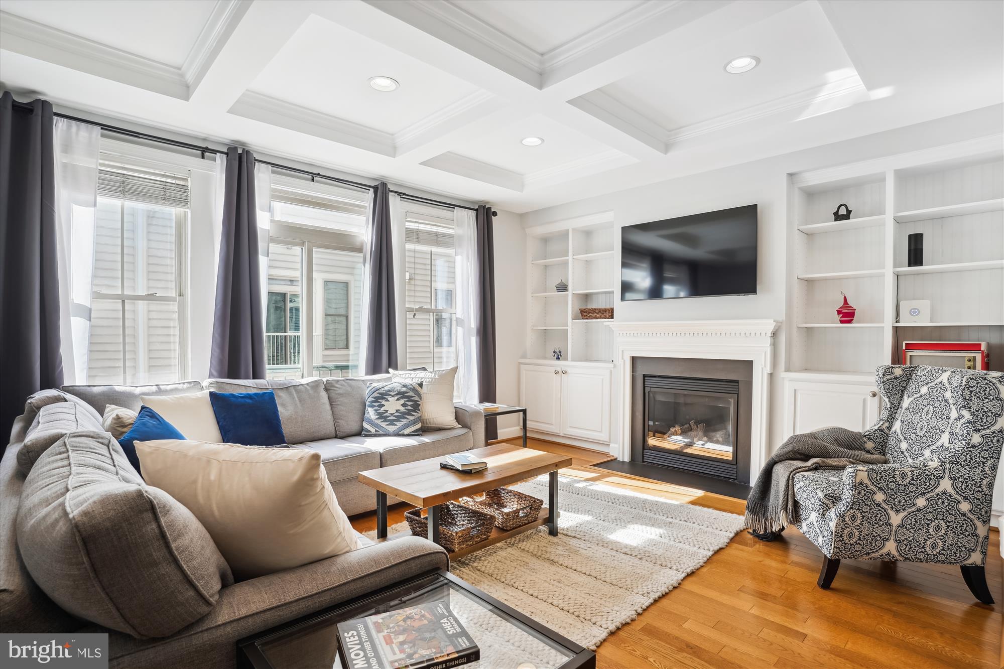 SHIRLINGTON CREST - Residential