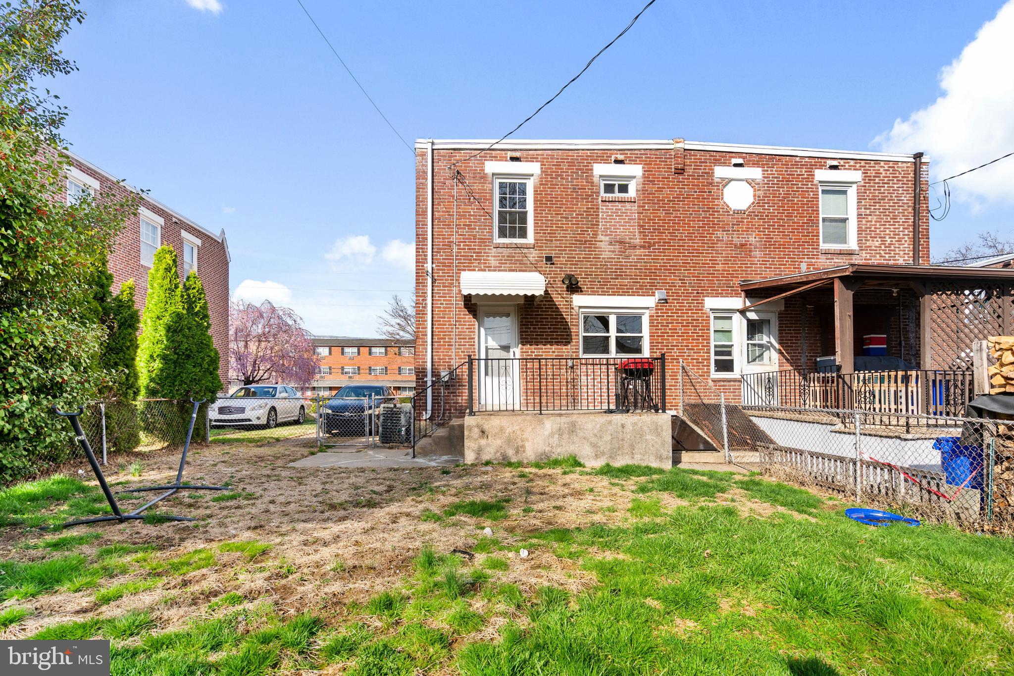 WILLOW WAY - Residential