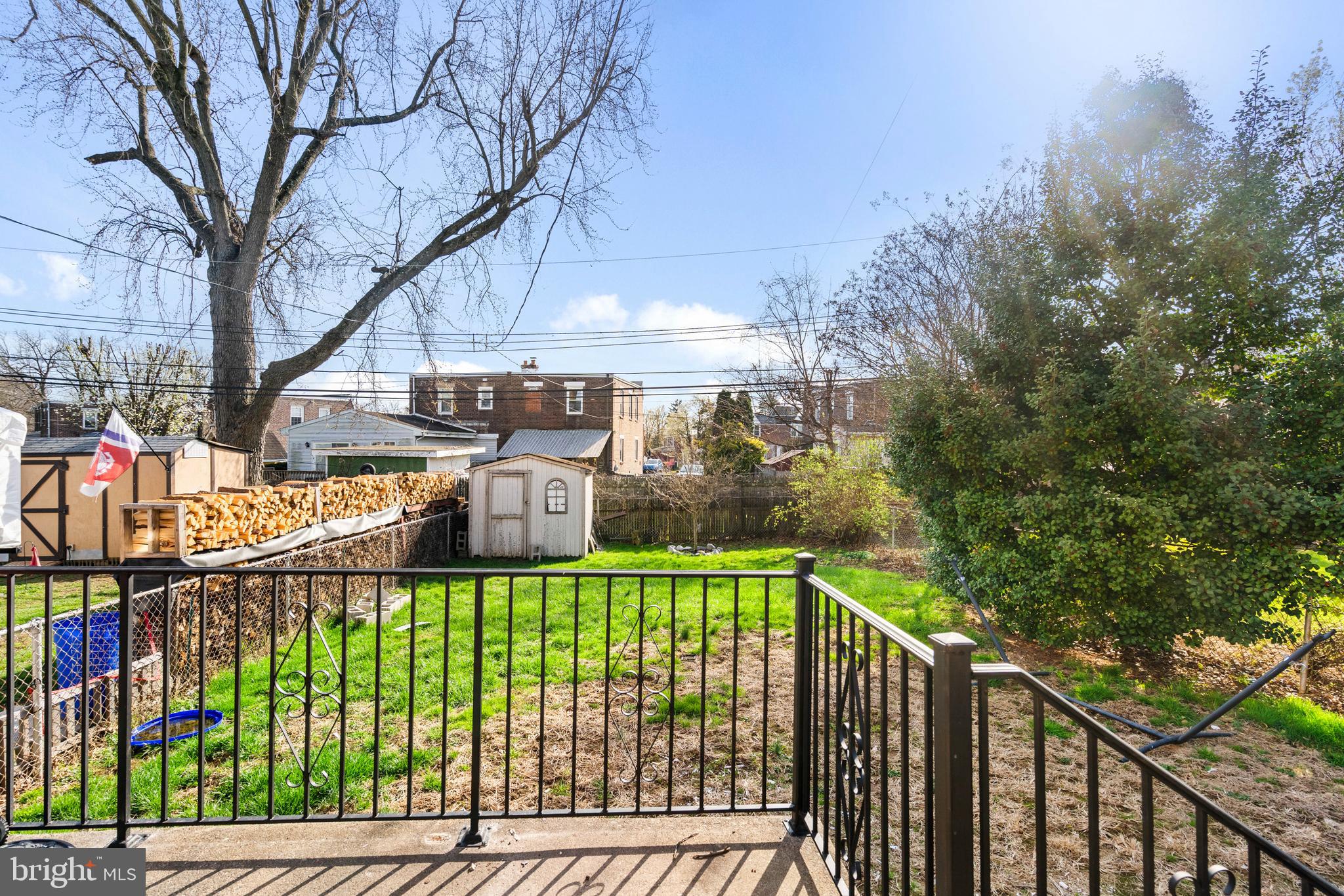 WILLOW WAY - Residential