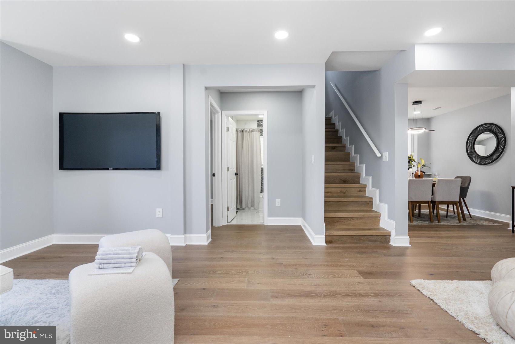 WALTHERSON - Residential