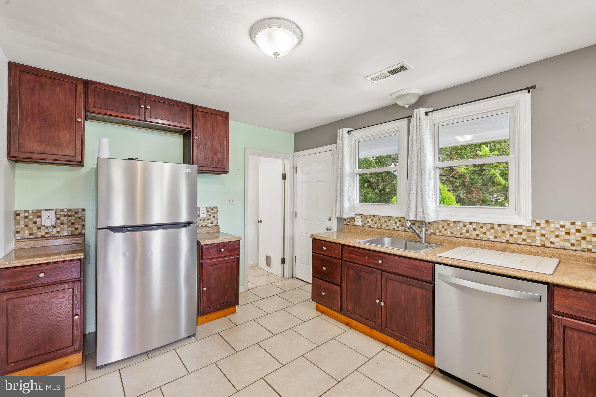 324 SHEPHERDSTOWN PIKE