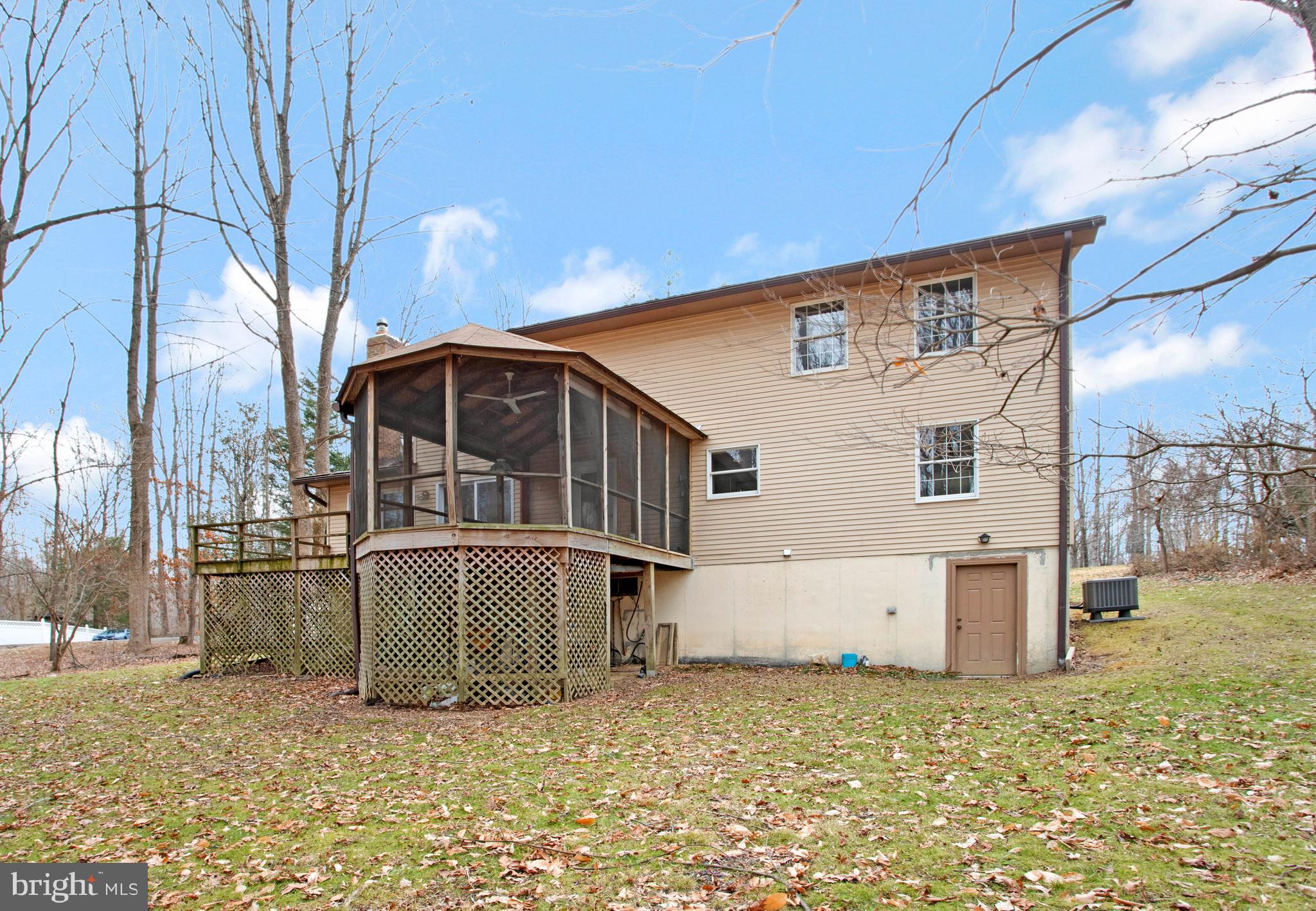 LOTHIAN ESTATES - Residential