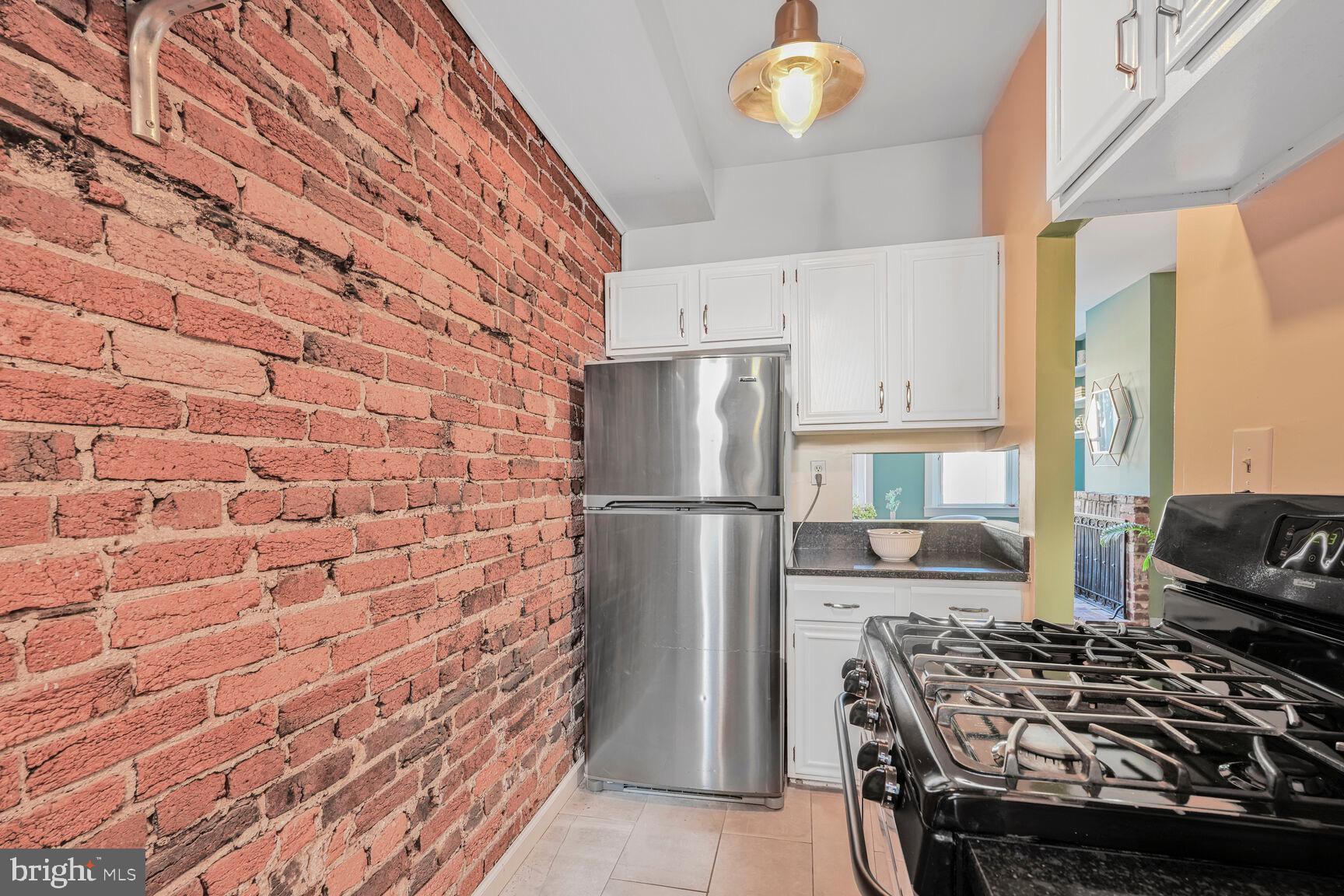OLD CITY #1 - Residential Lease