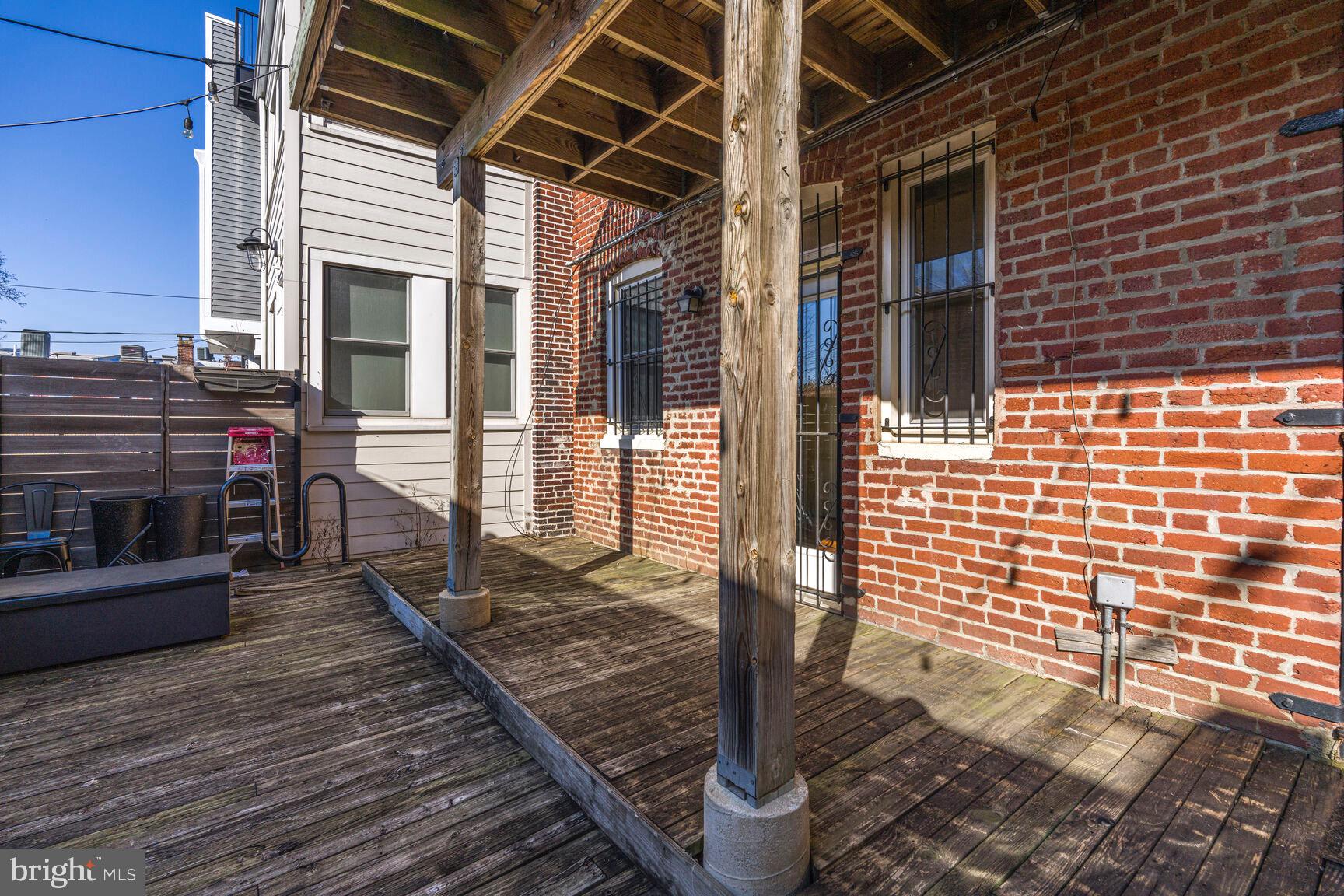OLD CITY #1 - Residential Lease