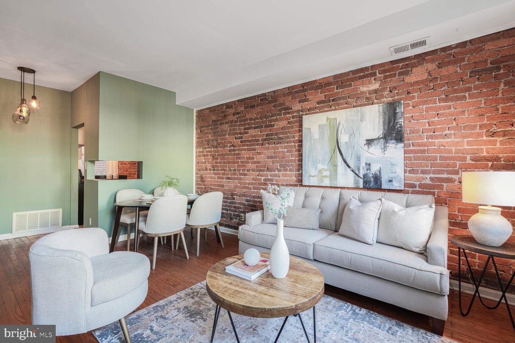 OLD CITY #1 - Residential Lease