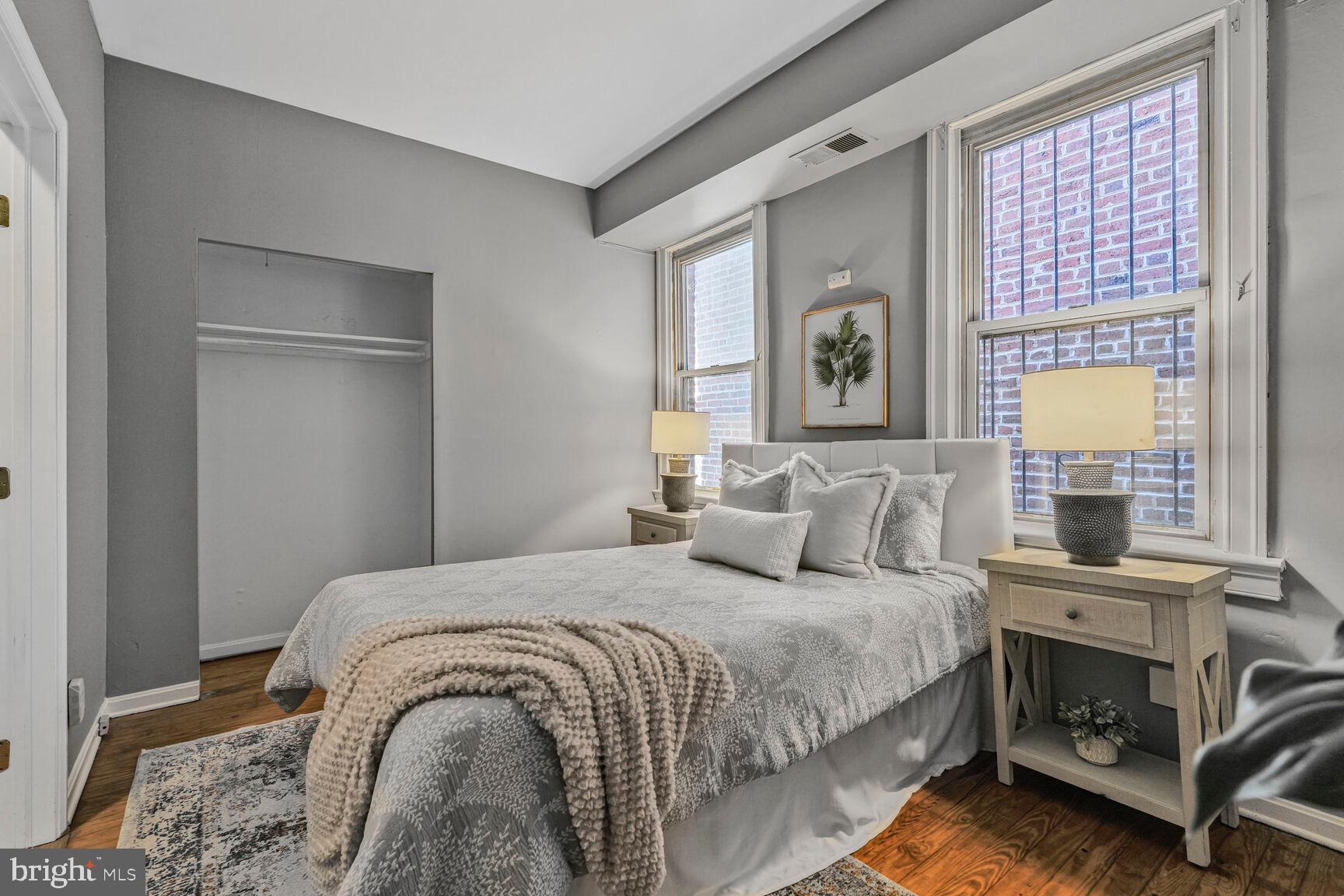 OLD CITY #1 - Residential Lease