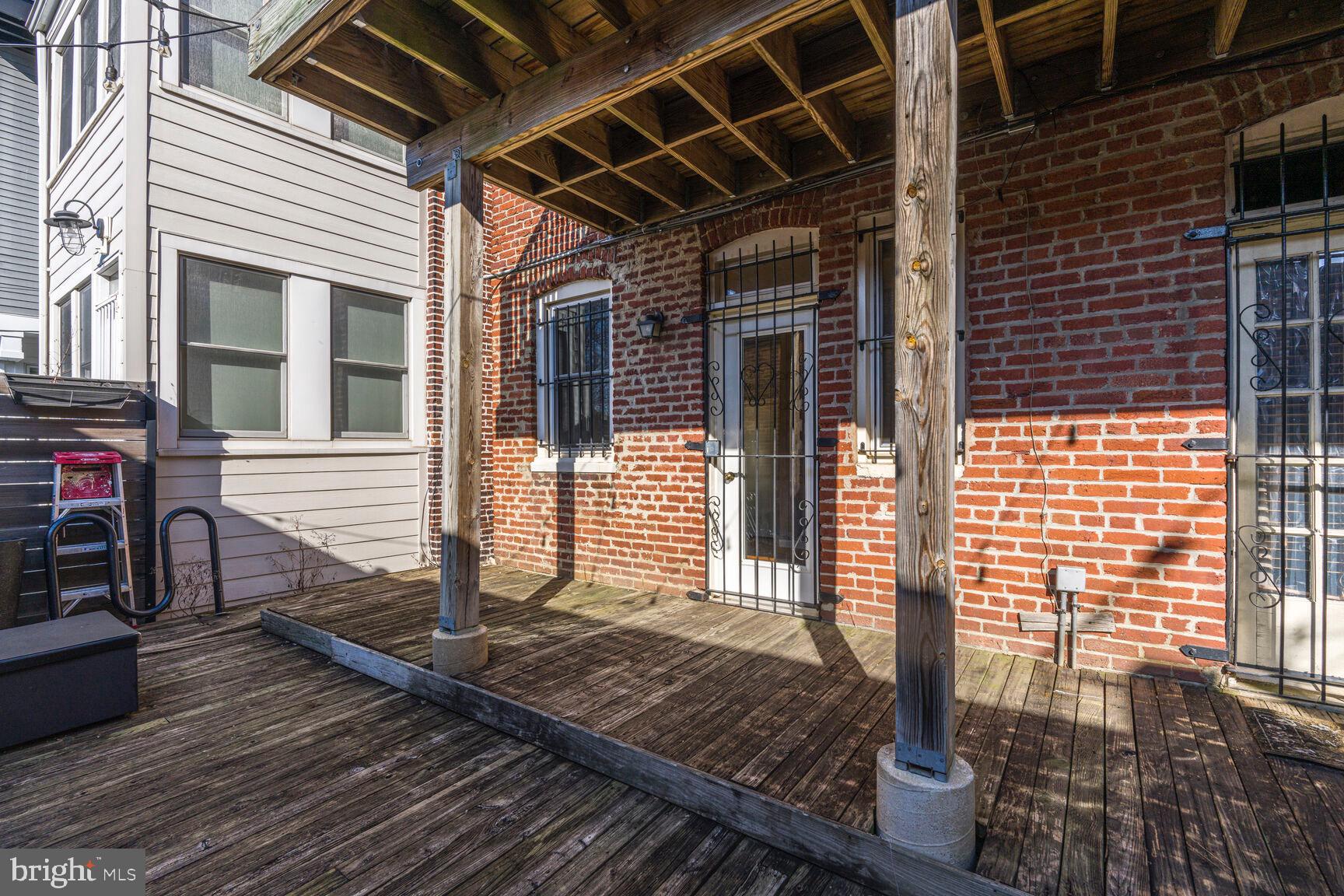 OLD CITY #1 - Residential Lease