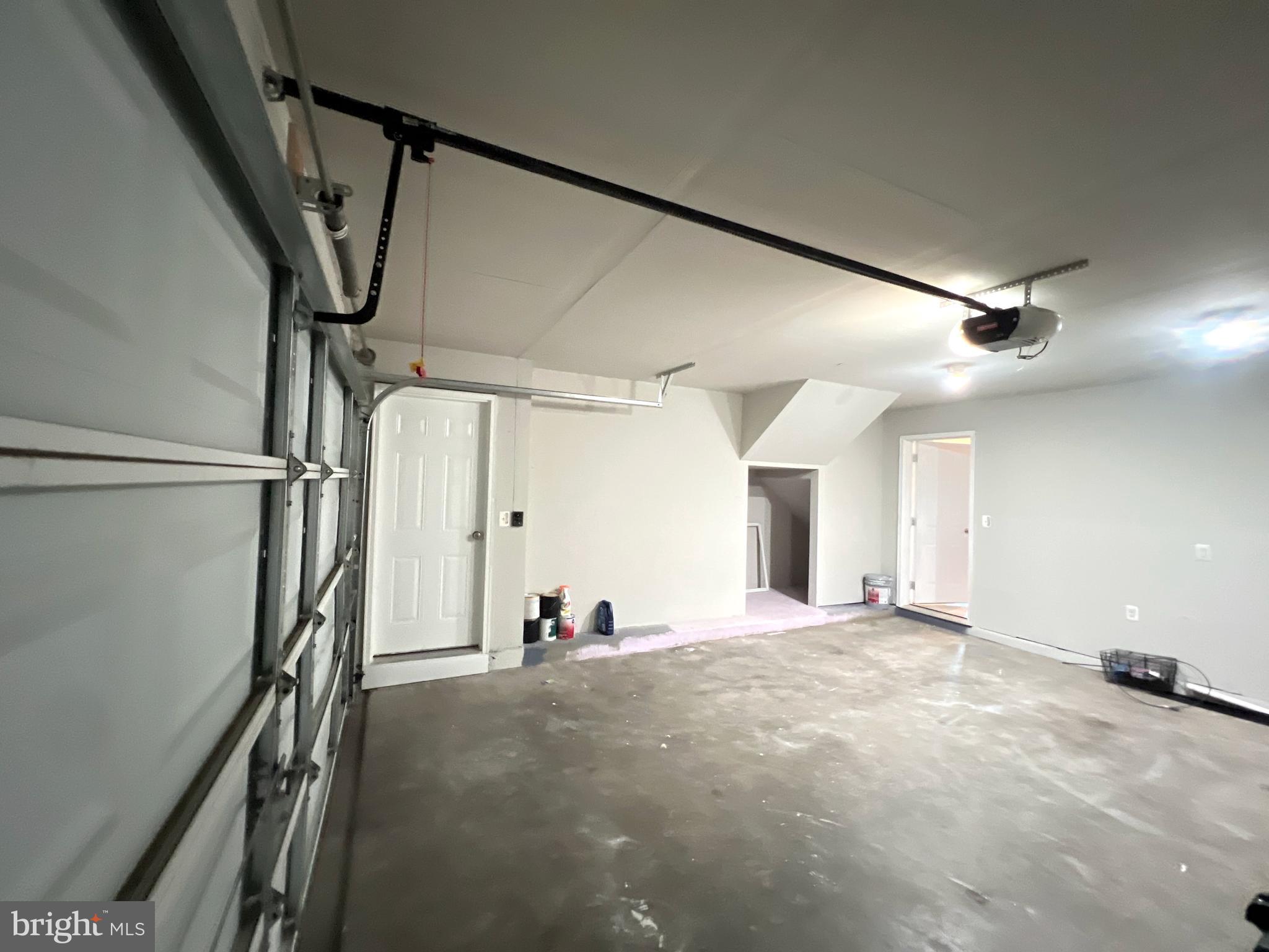 GREENFIELD CROSSING - Residential Lease