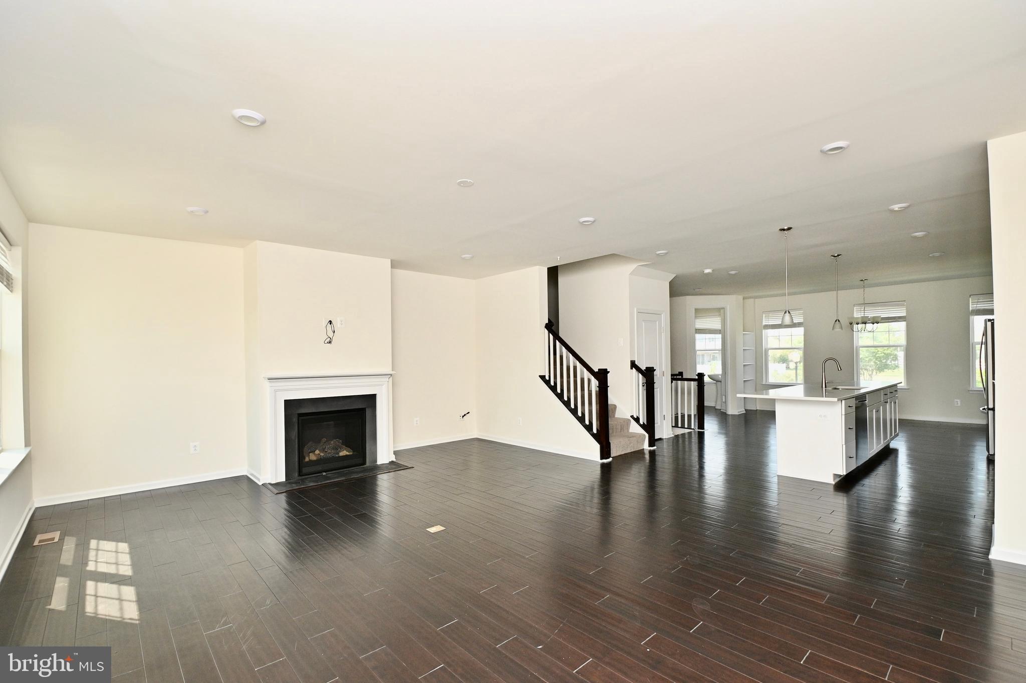 WOODLANDS - Residential Lease