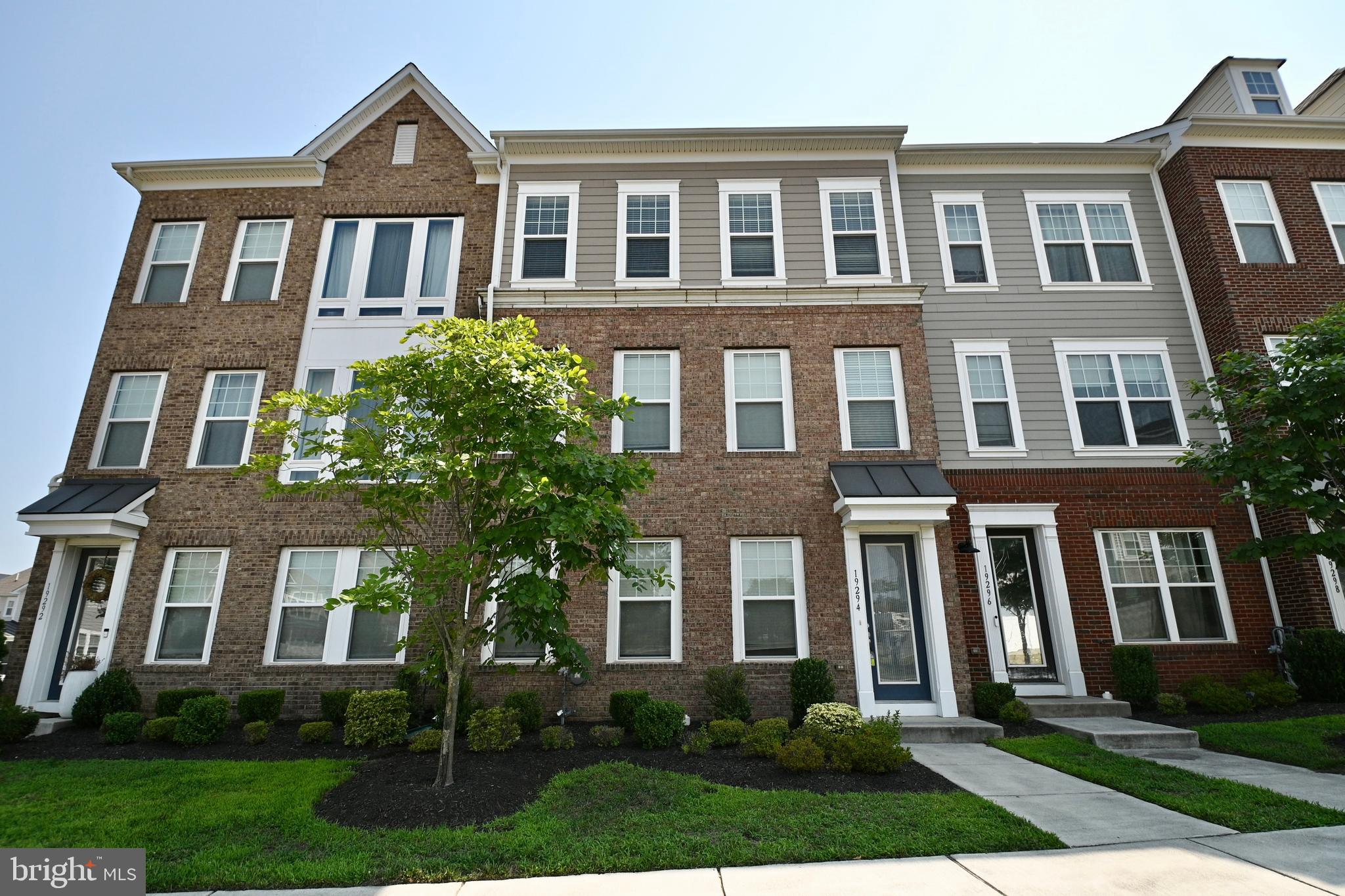 WOODLANDS - Residential Lease