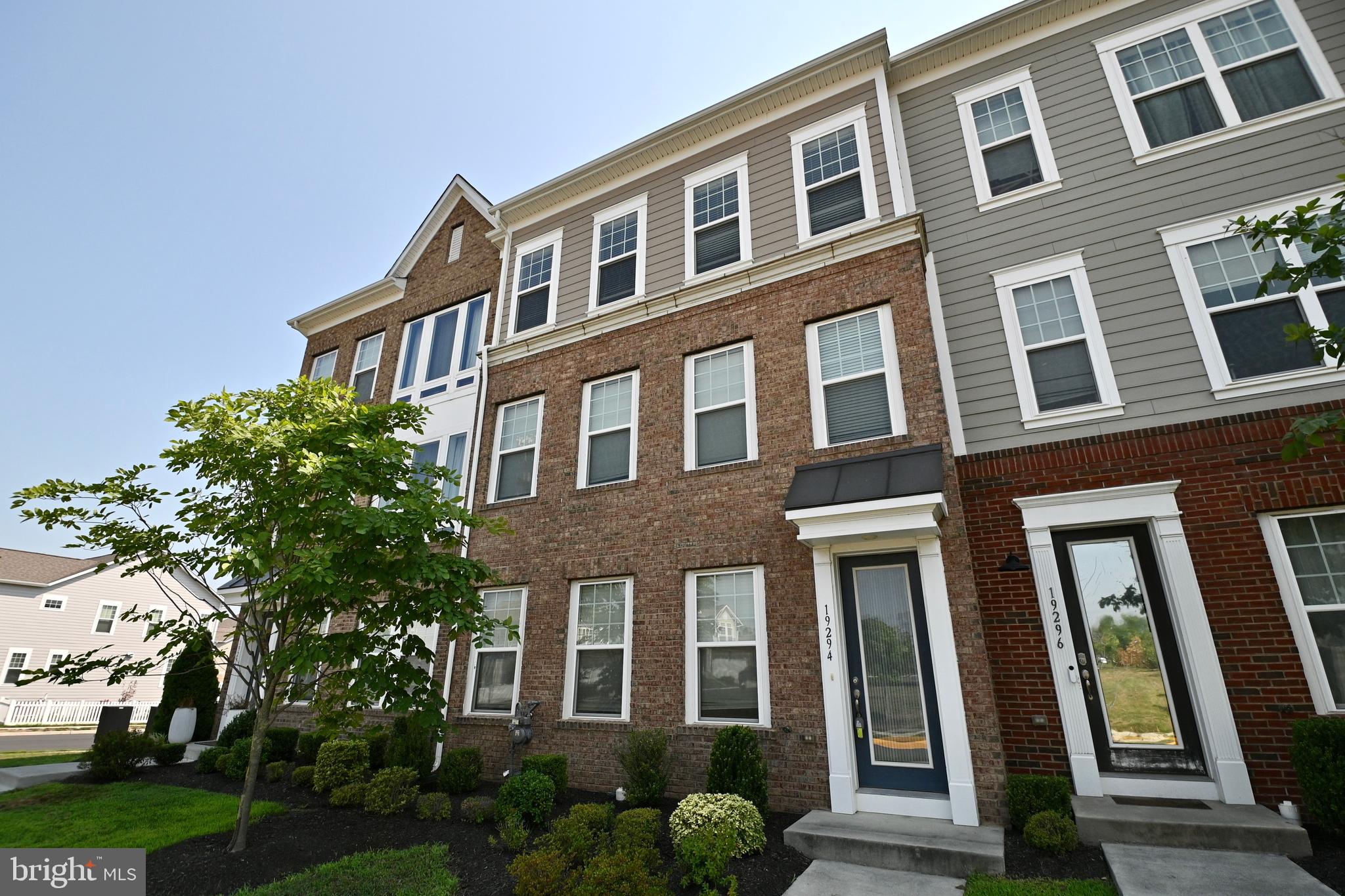 WOODLANDS - Residential Lease