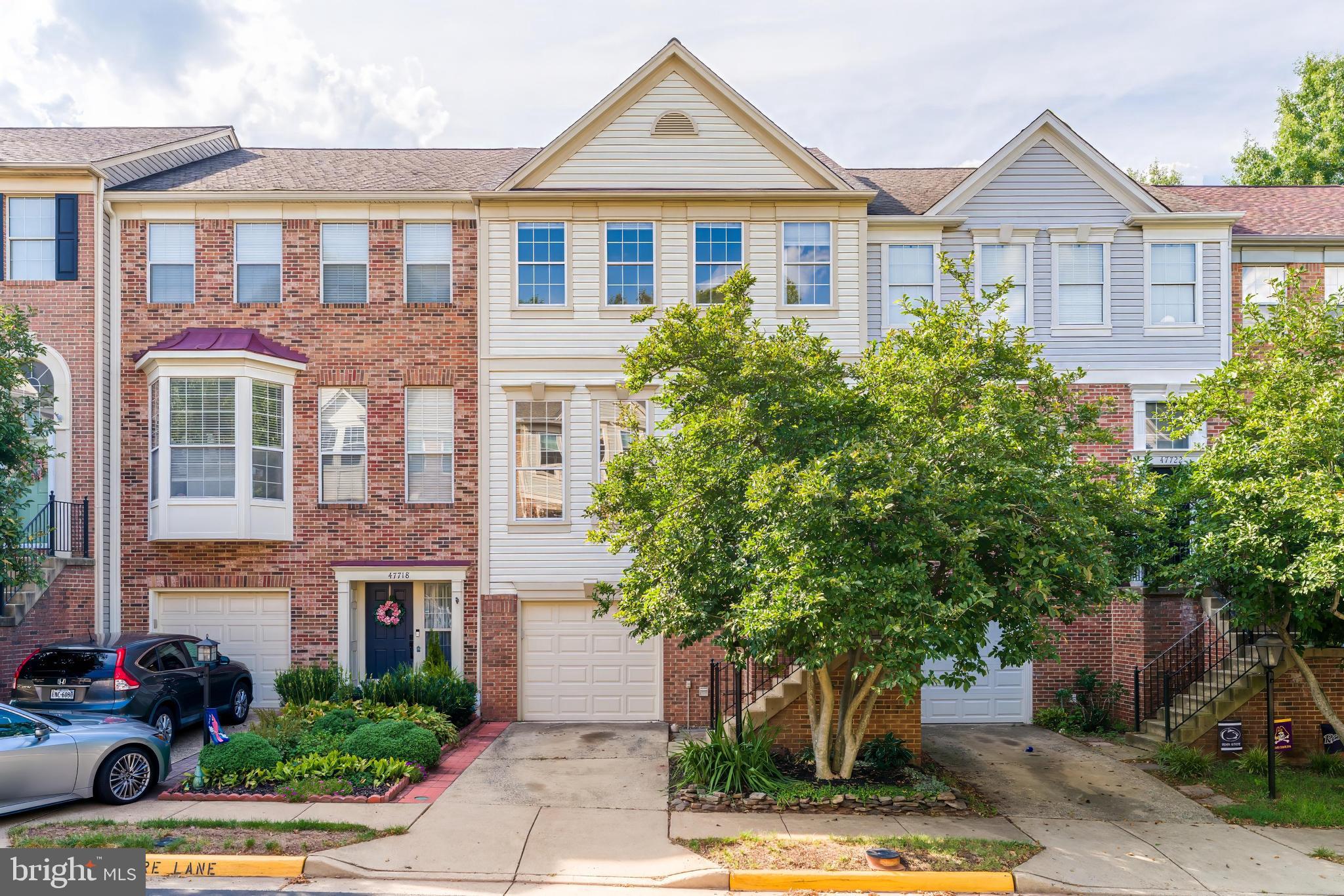 47720 SANDBANK SQUARE