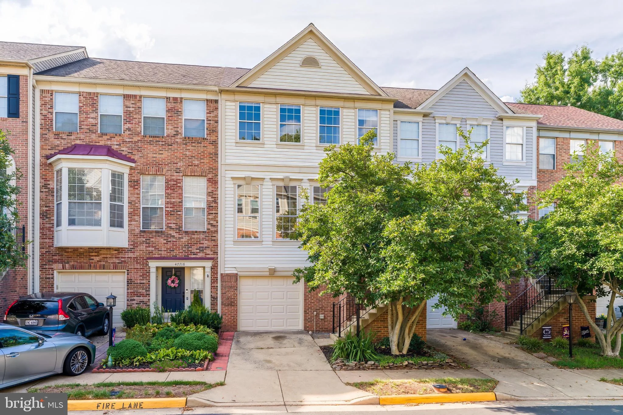 47720 Sandbank Square