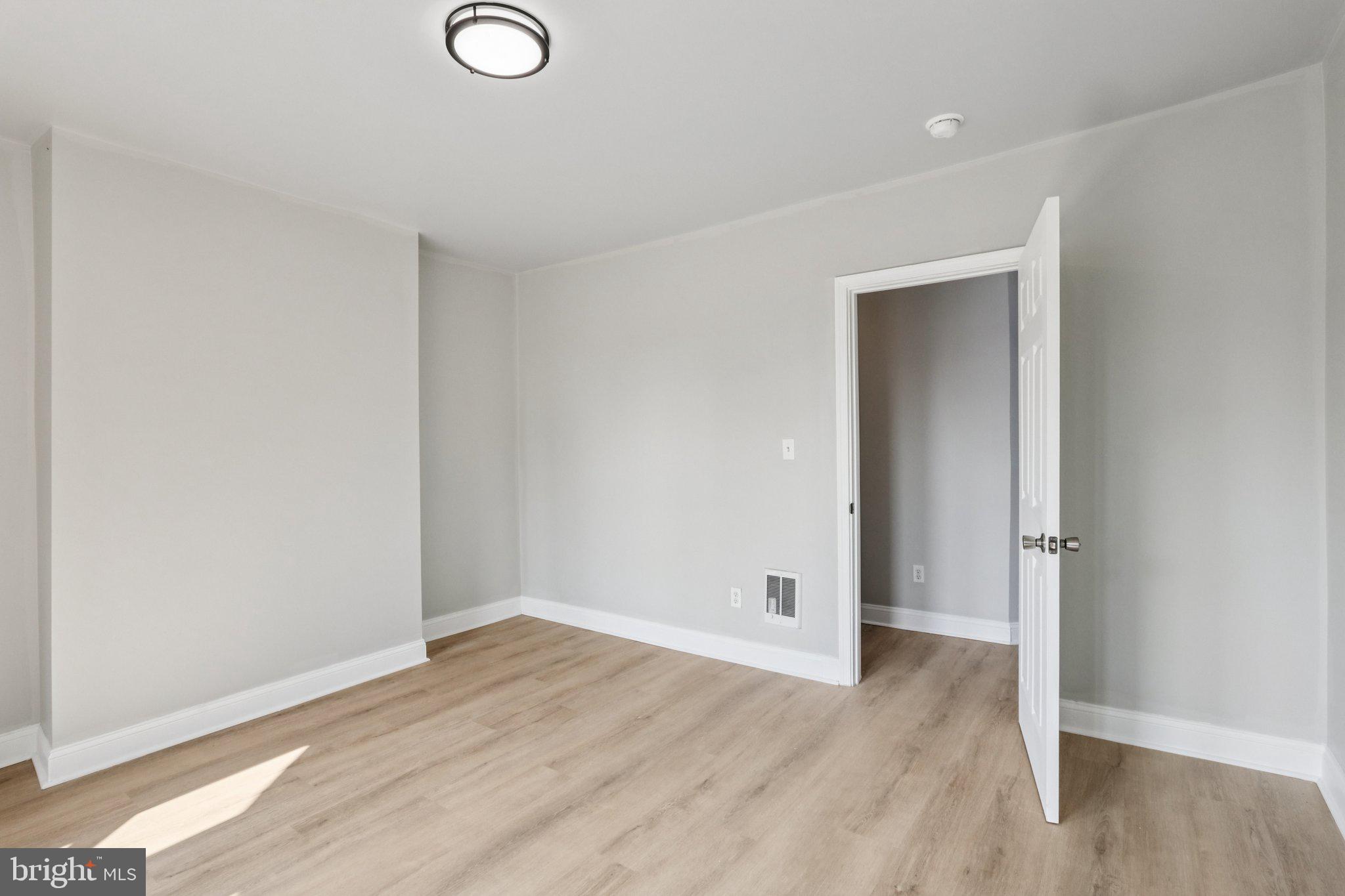 COBBS CREEK - Residential