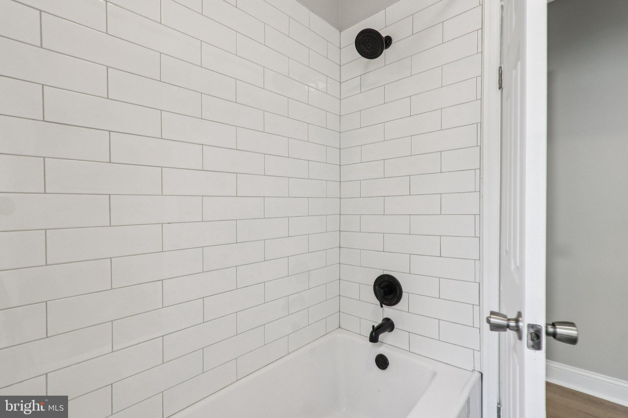 COBBS CREEK - Residential