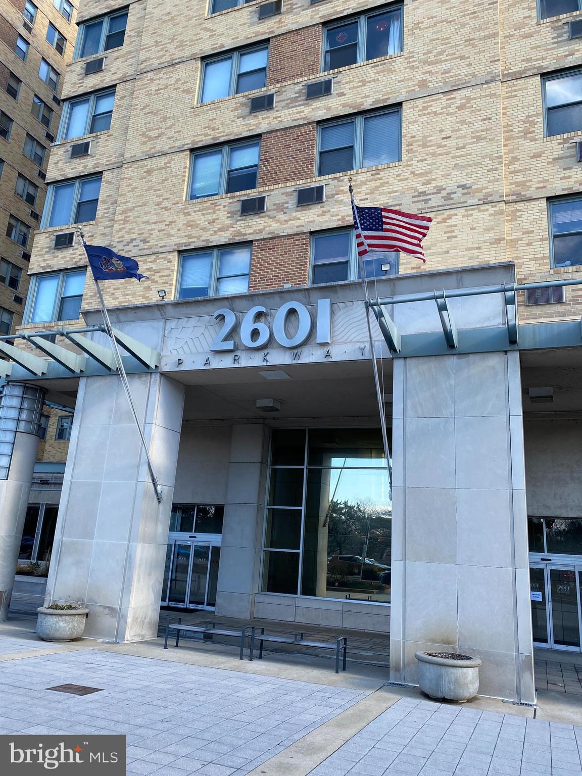 FAIRMOUNT - Residential Lease