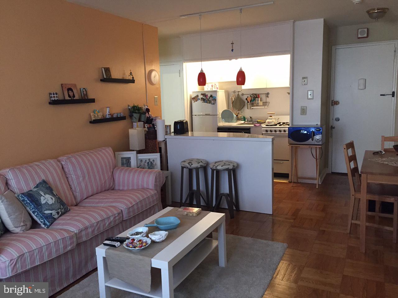 FAIRMOUNT - Residential Lease