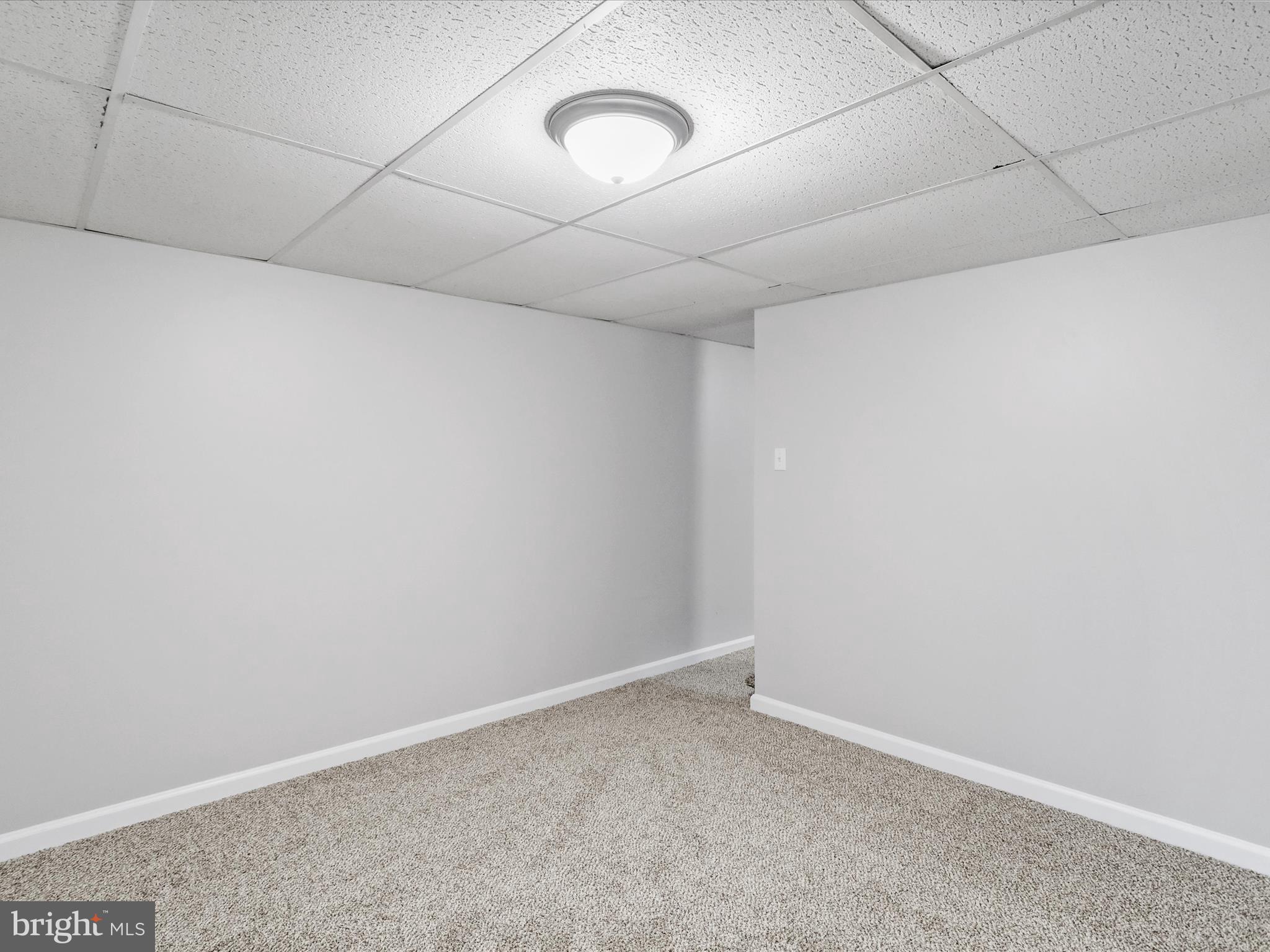 CHESTNUT HILLS - Residential