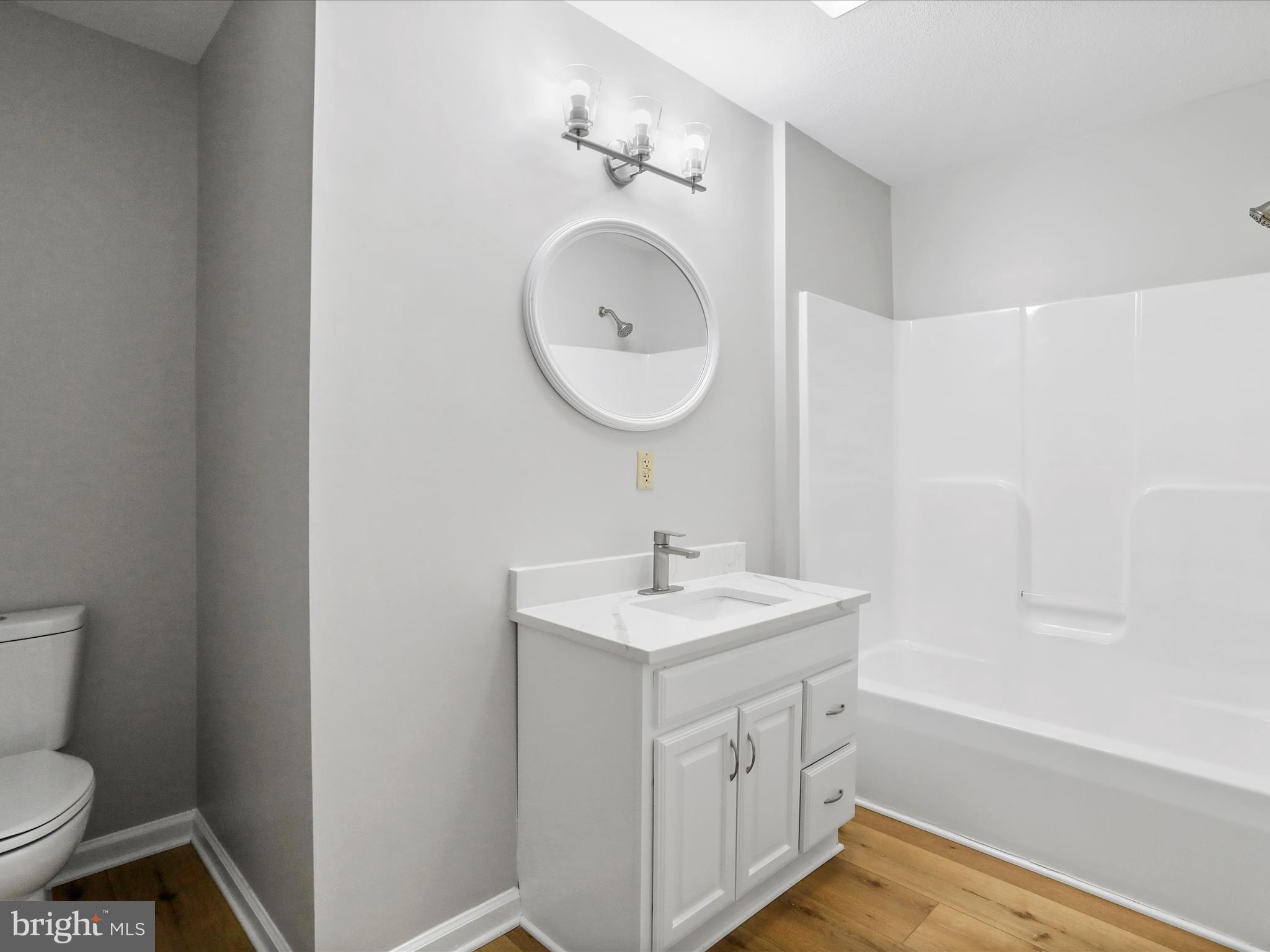 CHESTNUT HILLS - Residential