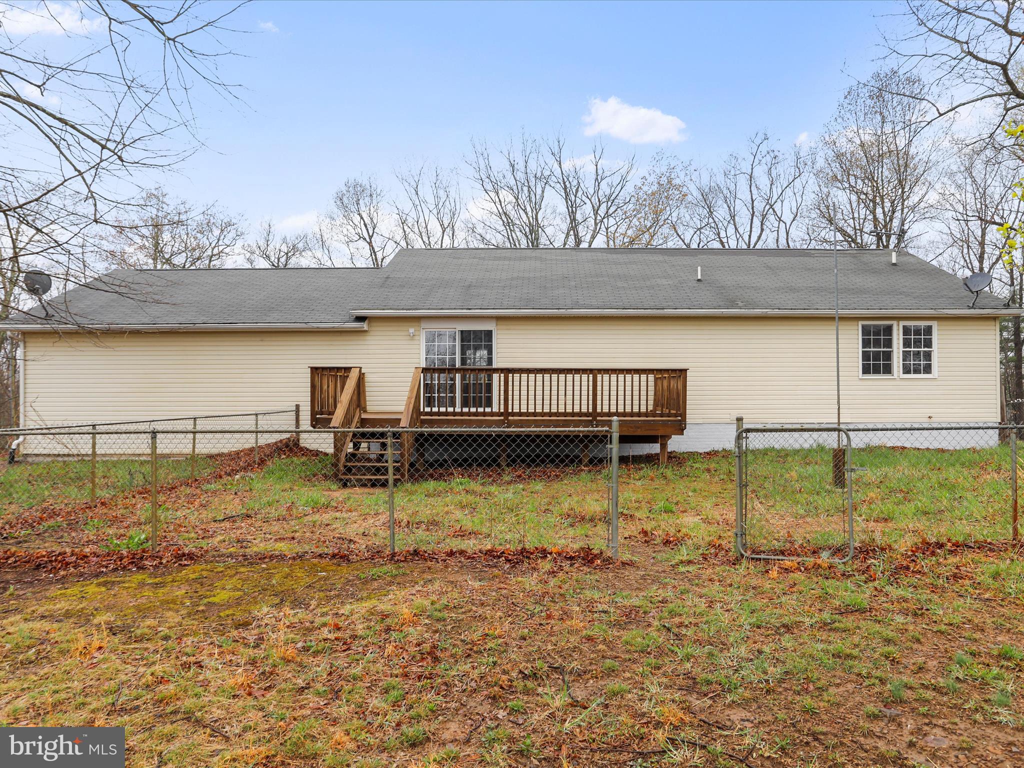 CHESTNUT HILLS - Residential