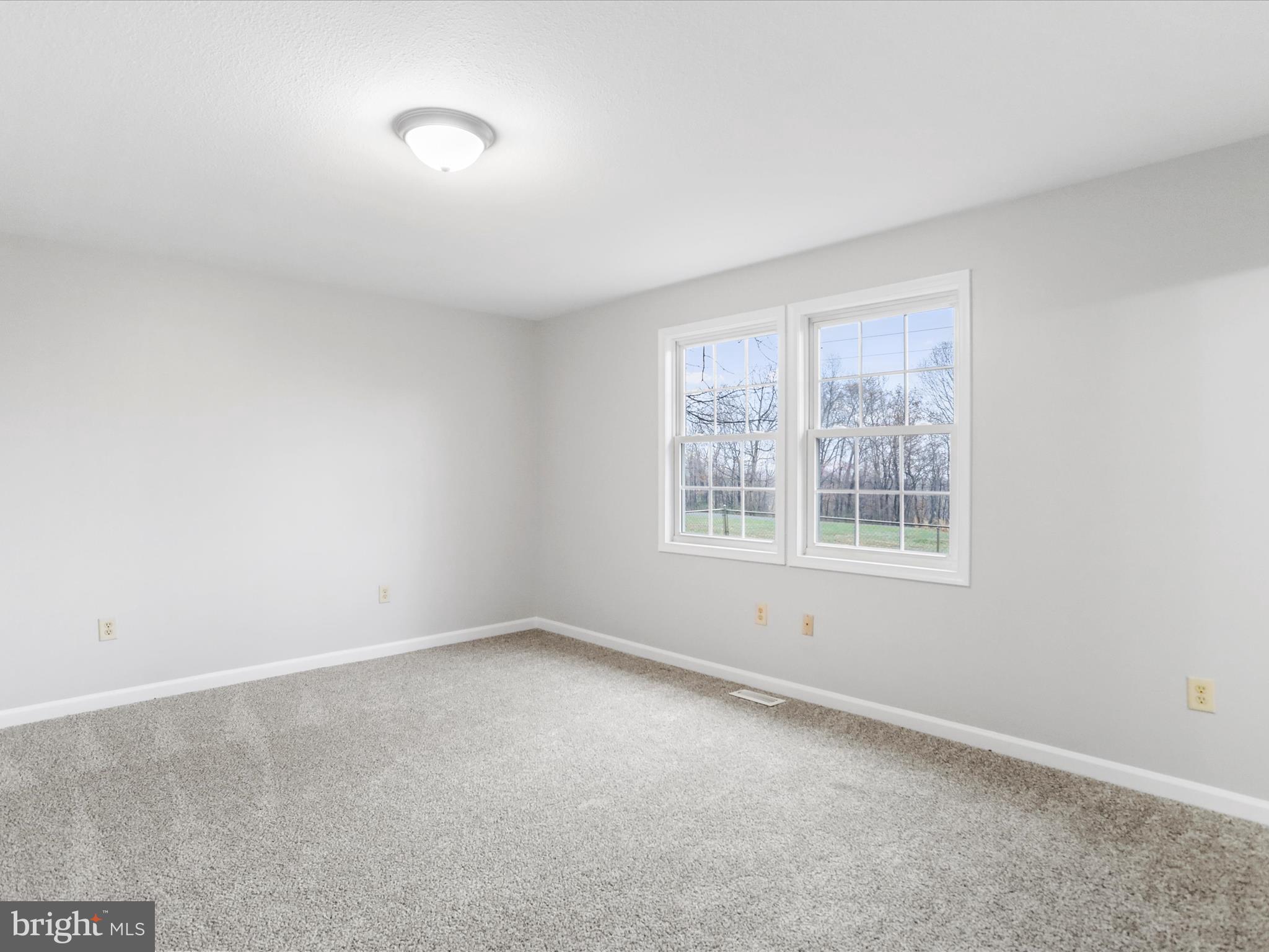 CHESTNUT HILLS - Residential