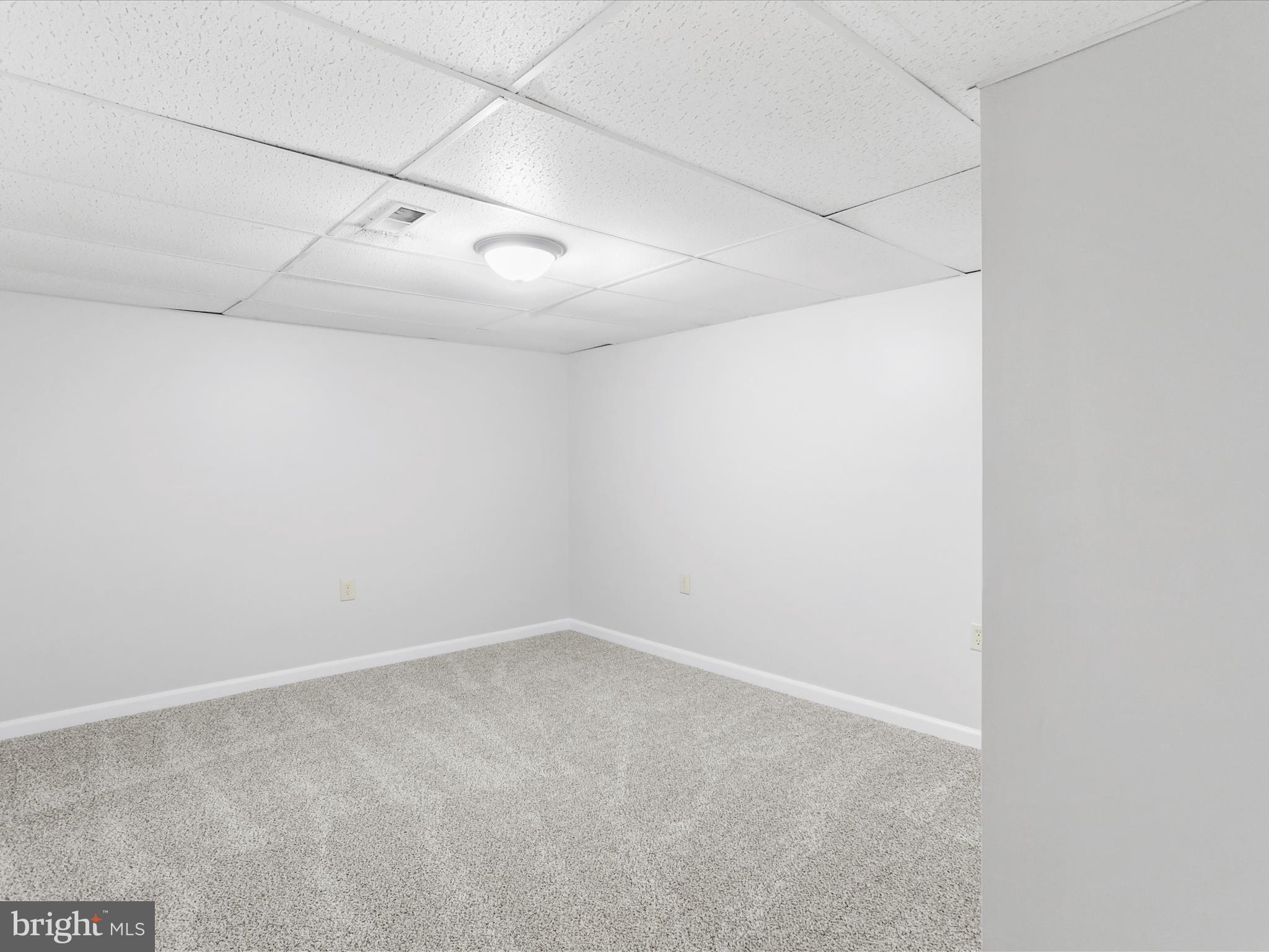 CHESTNUT HILLS - Residential