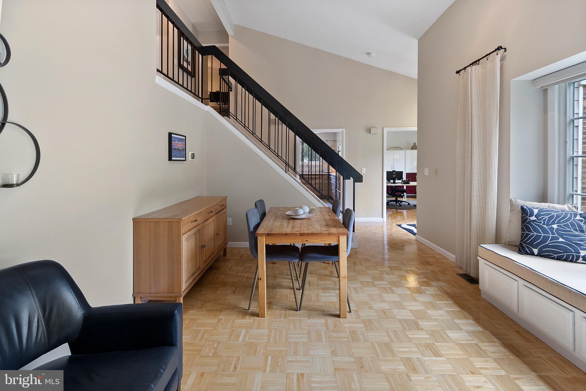 MANHATTAN BEACH - Residential