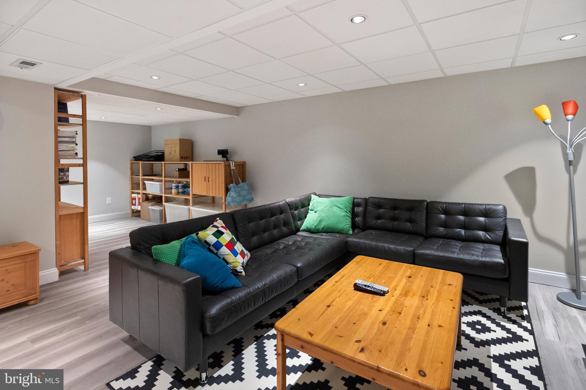 MANHATTAN BEACH - Residential