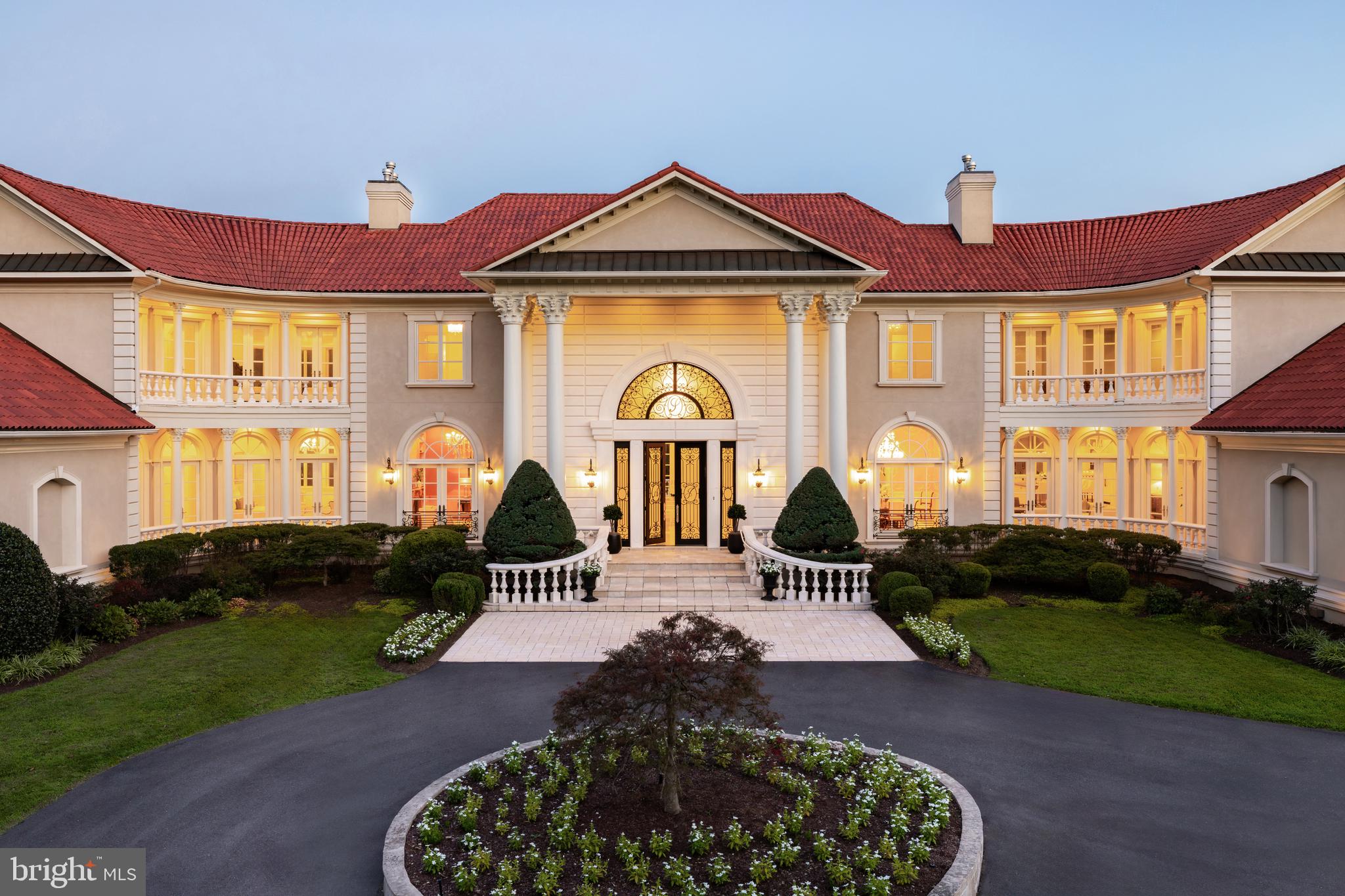 FALCONHURST - Residential