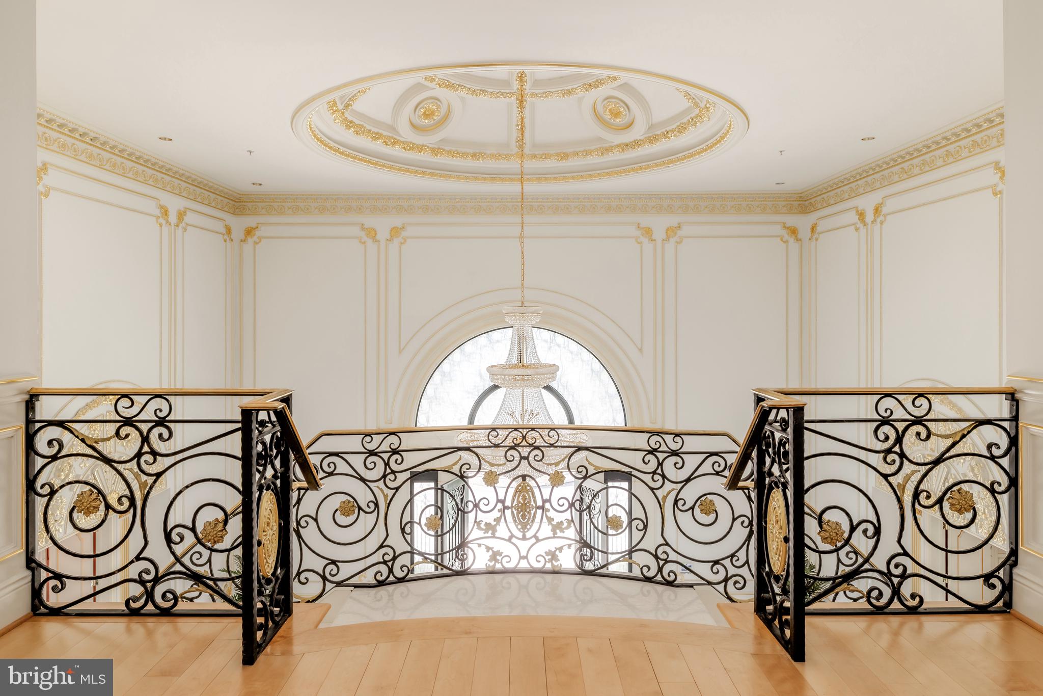 FALCONHURST - Residential