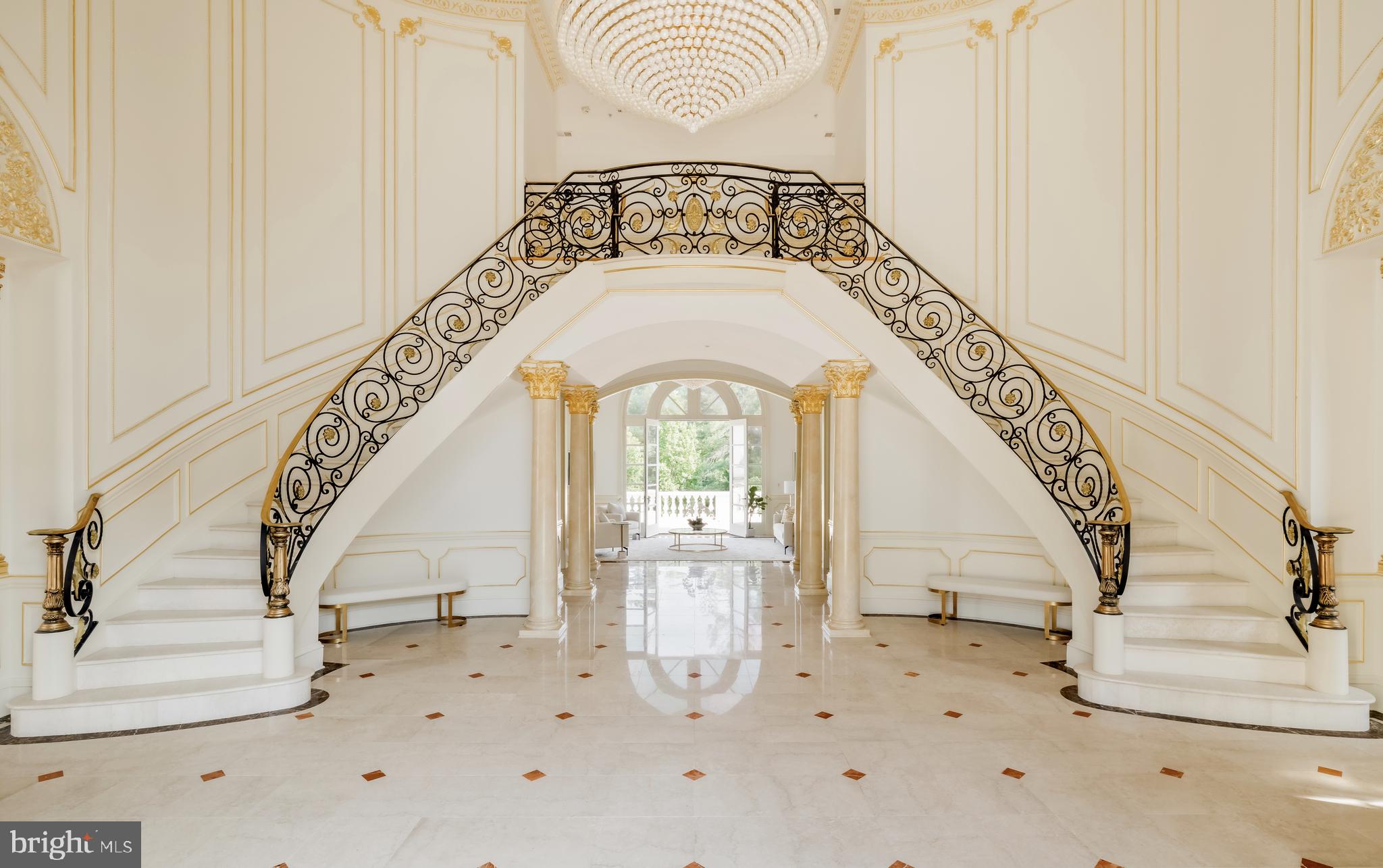 FALCONHURST - Residential