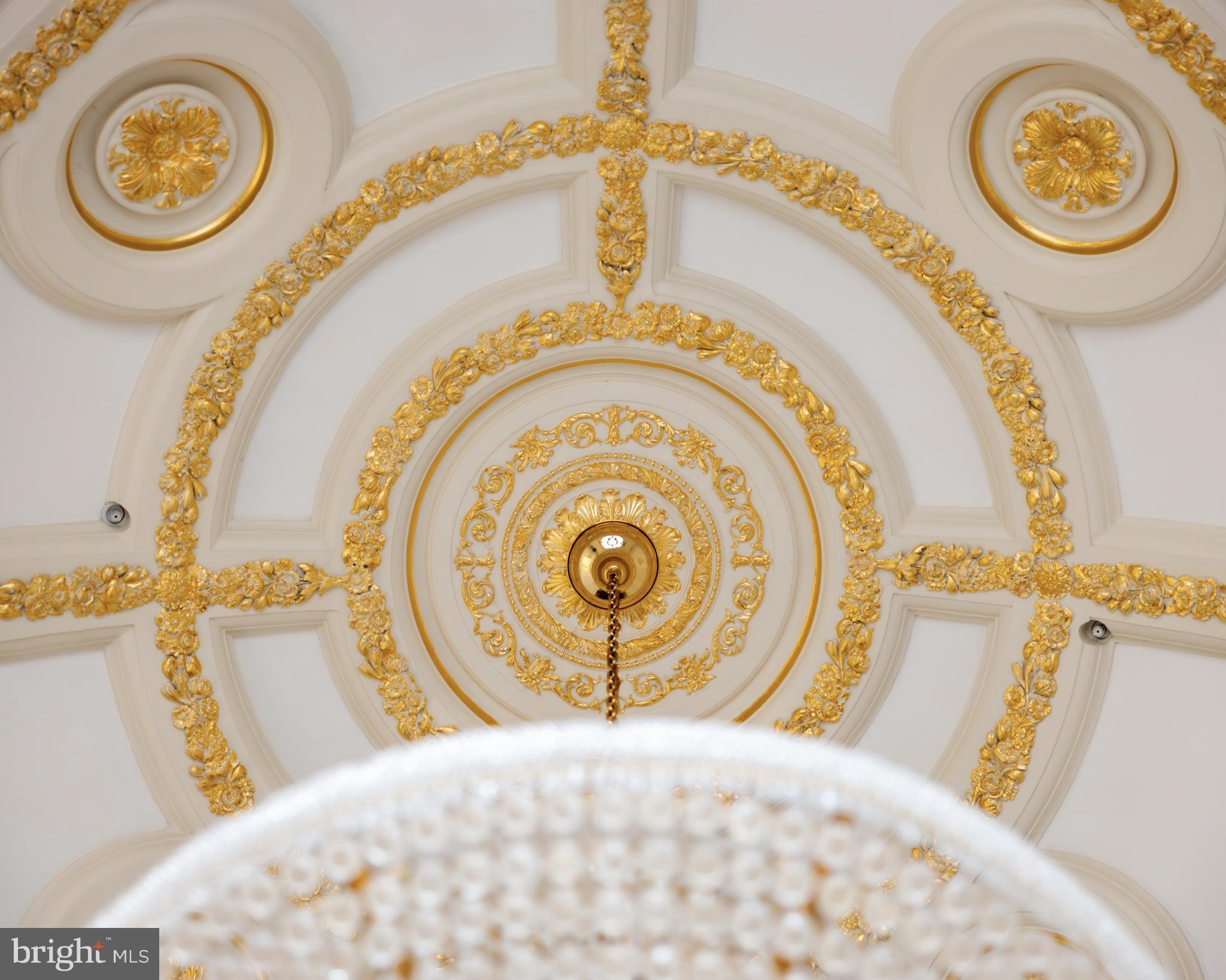 FALCONHURST - Residential