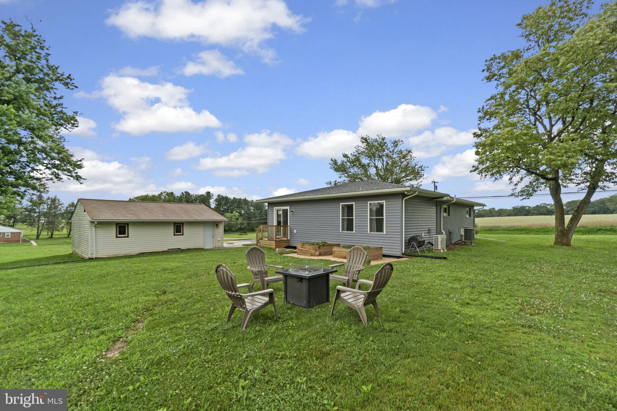 1656 DAISY ROAD